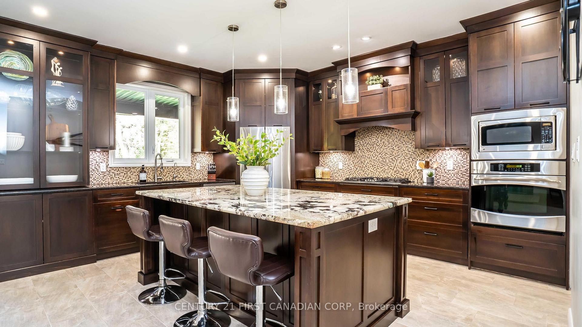 Photo 13 of 105 Union Avenue, Middlesex Centre, Komoka — HOMEH