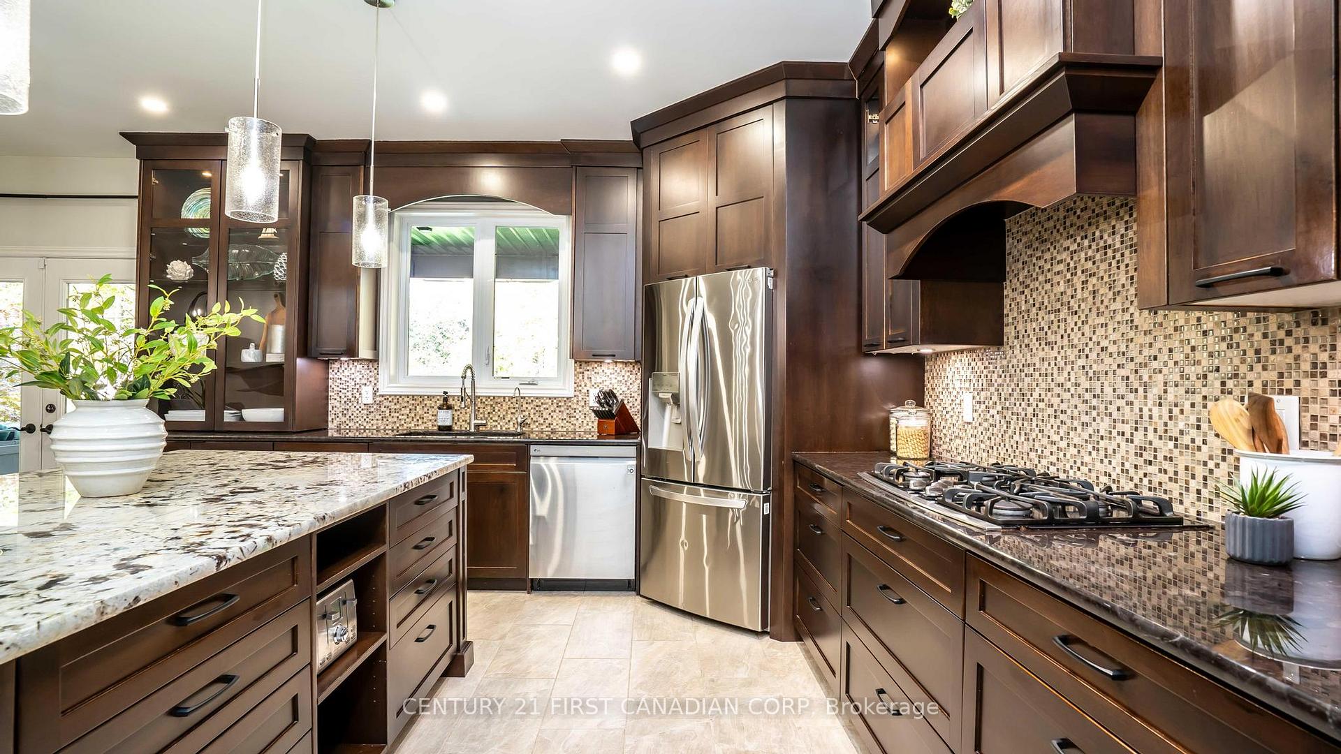 Photo 14 of 105 Union Avenue, Middlesex Centre, Komoka — HOMEH