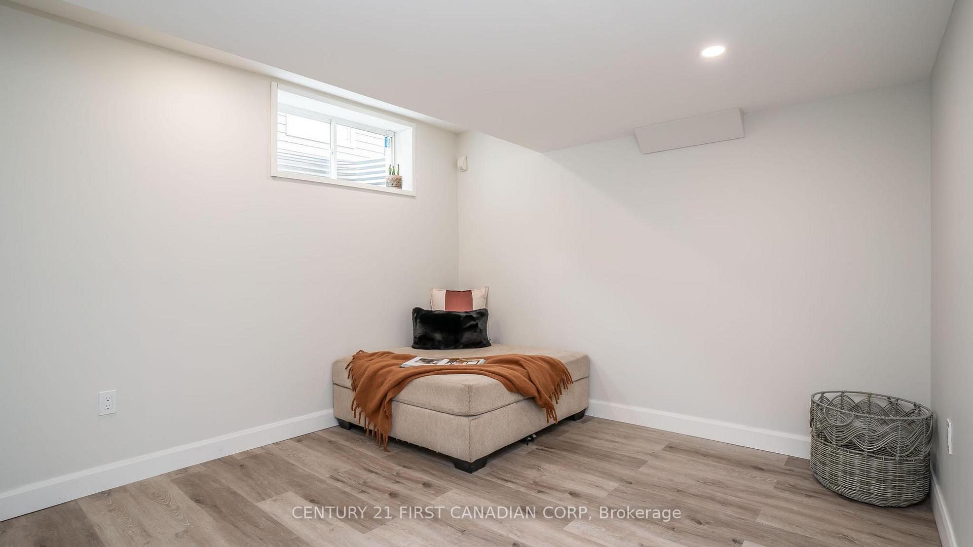 Photo 31 of 105 Union Avenue, Middlesex Centre, Komoka — HOMEH