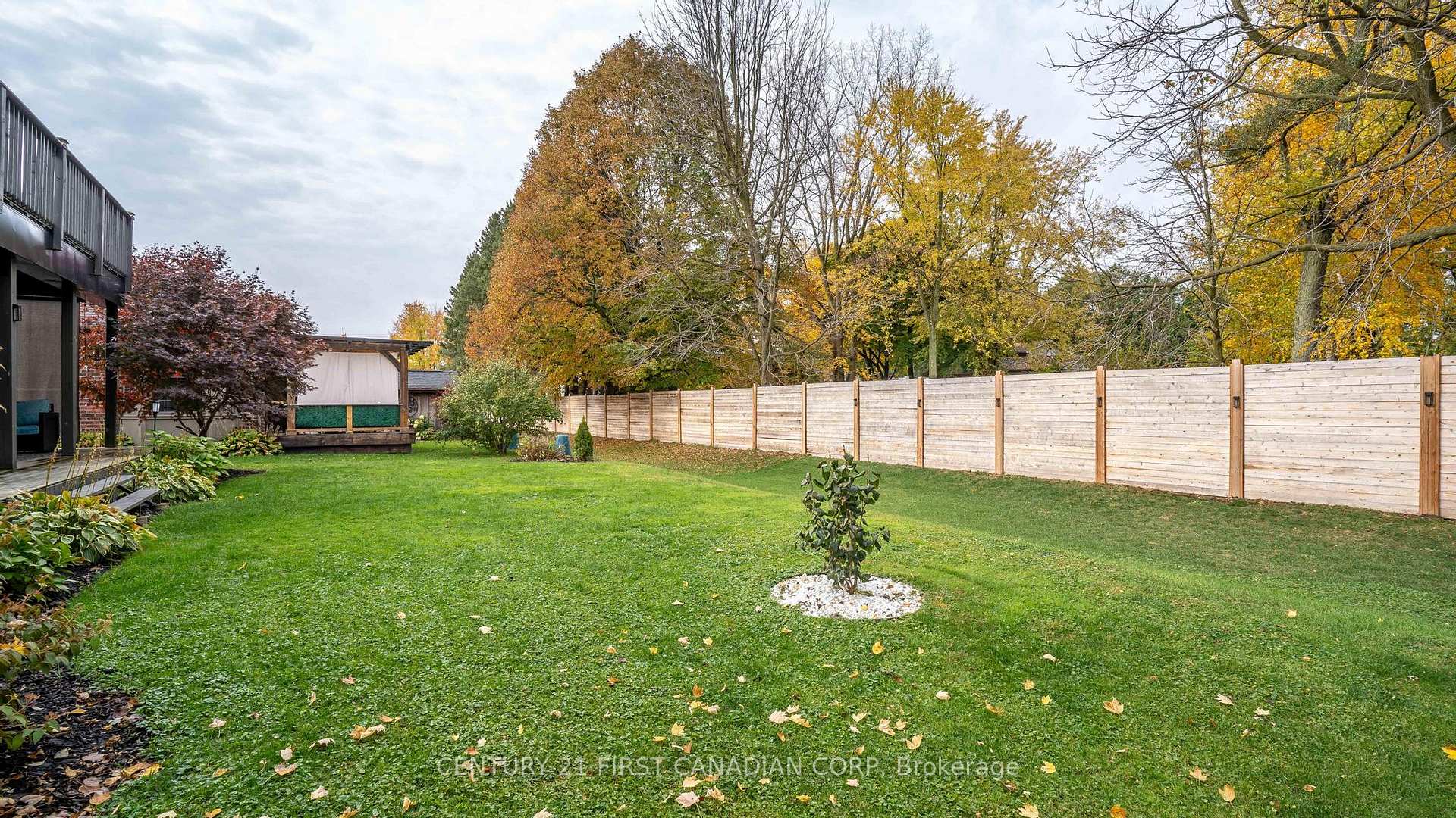 Photo 38 of 105 Union Avenue, Middlesex Centre, Komoka — HOMEH
