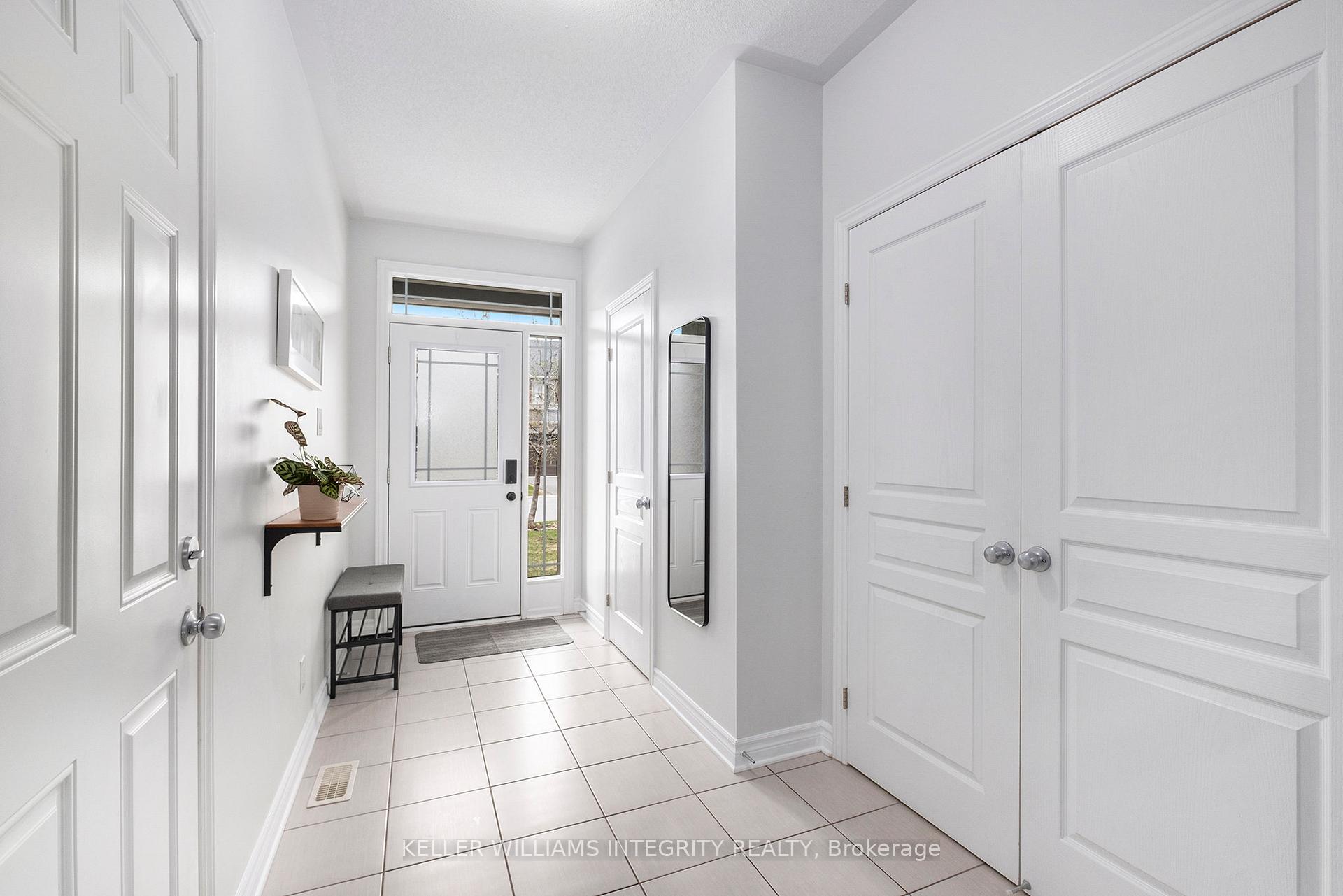 Photo 3 of 471 Barrick Hill Road, Ottawa, Kanata - Emerald Meadows/Trailwest — HOMEH