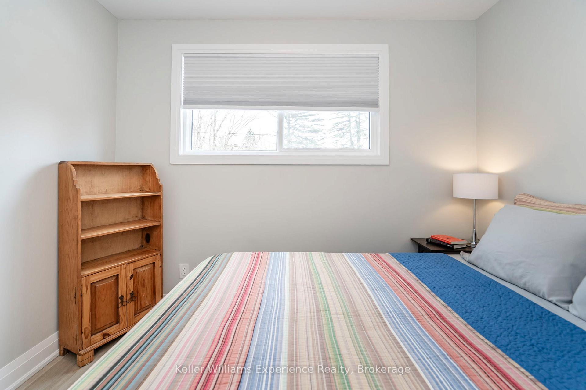 Photo 23 of 857 Victoria Street, Midland — HOMEH