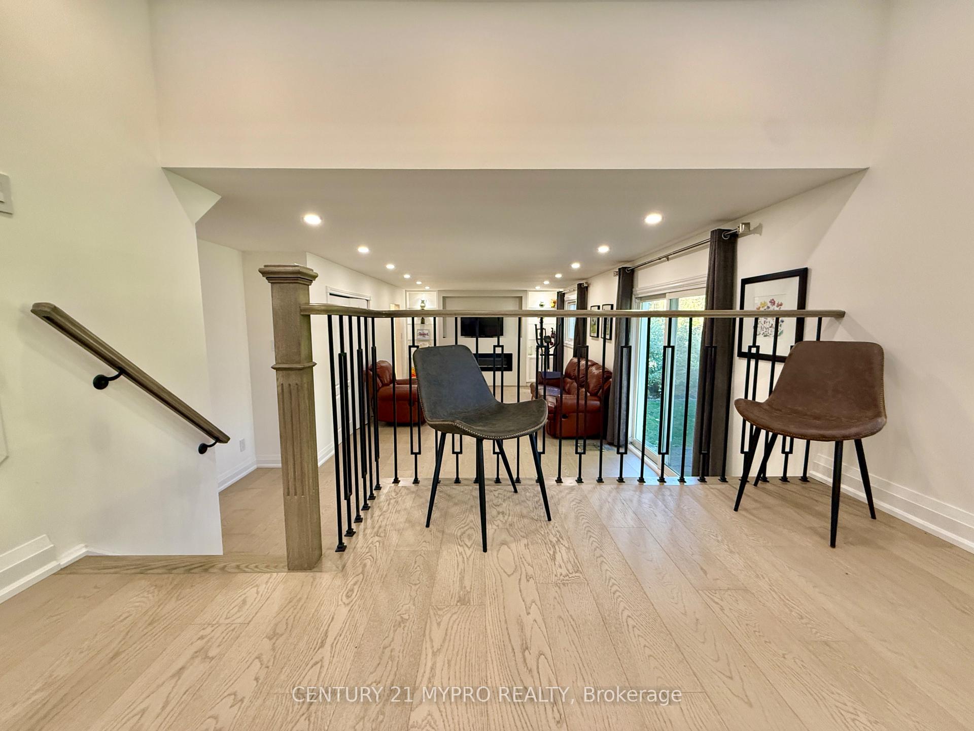 Photo 11 of 16 Cypress Point Court, Markham, Bayview Fairway-Bayview Country Club Estates — HOMEH