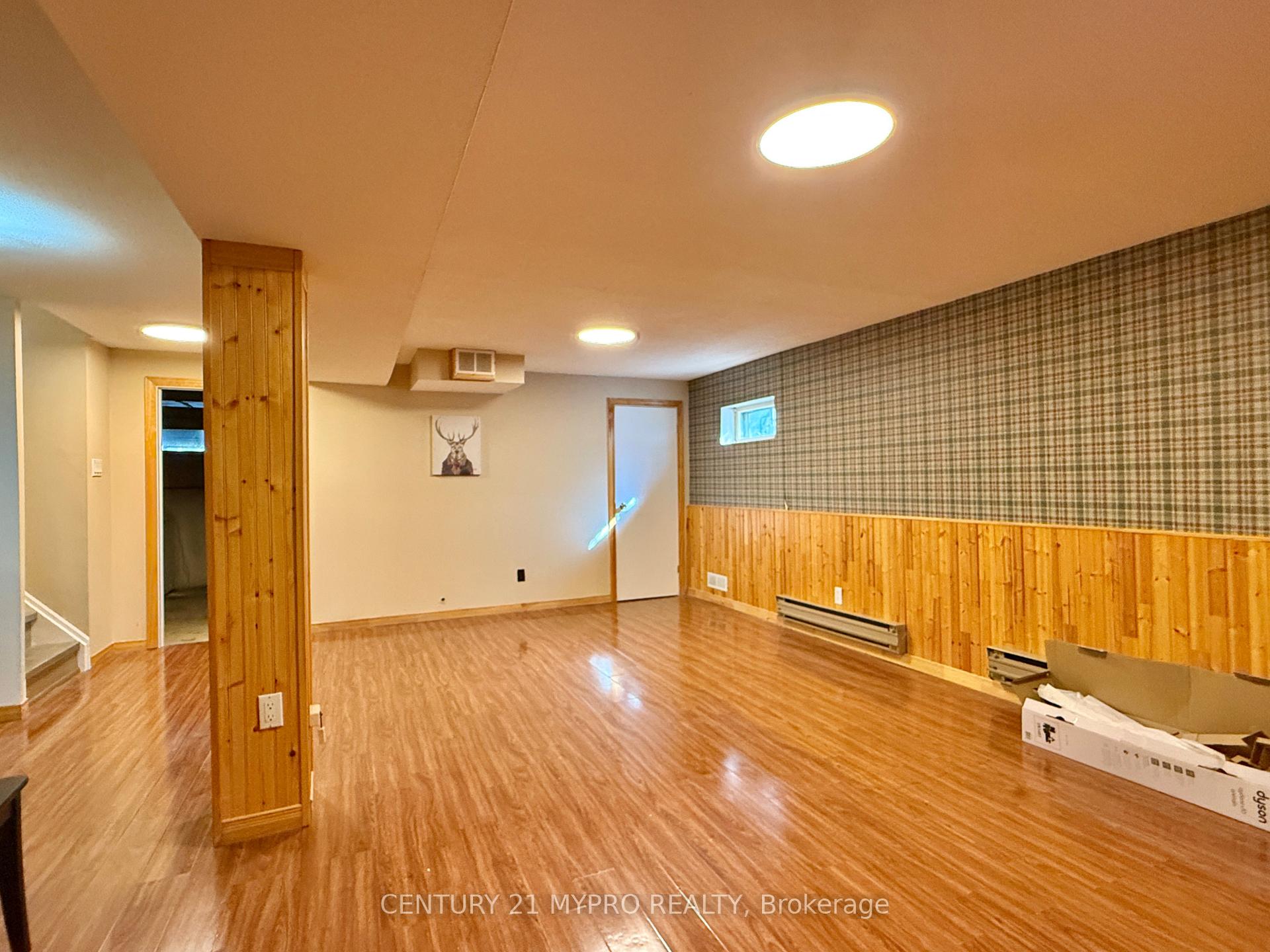 Photo 25 of 16 Cypress Point Court, Markham, Bayview Fairway-Bayview Country Club Estates — HOMEH