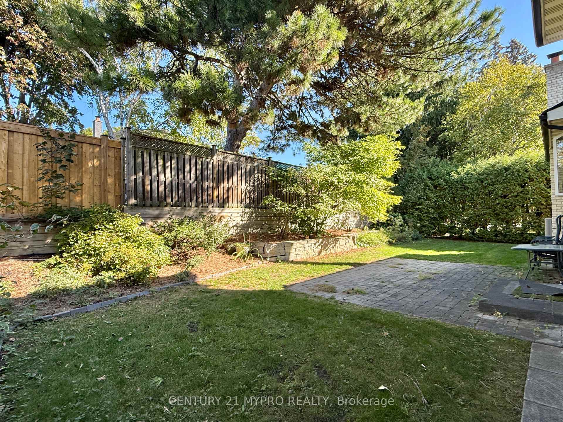 Photo 26 of 16 Cypress Point Court, Markham, Bayview Fairway-Bayview Country Club Estates — HOMEH