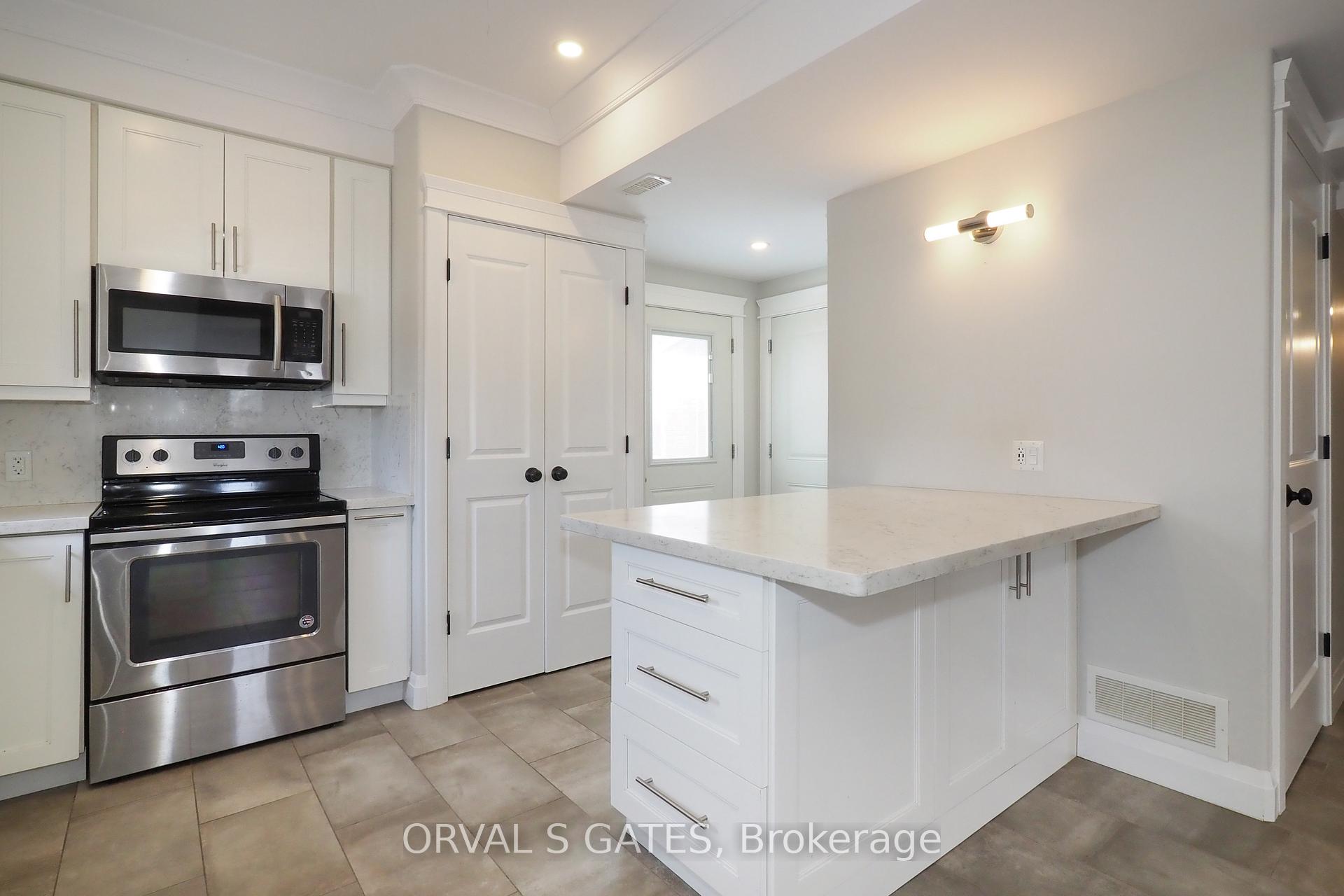 Photo 11 of 66 West Avenue, Kitchener — HOMEH