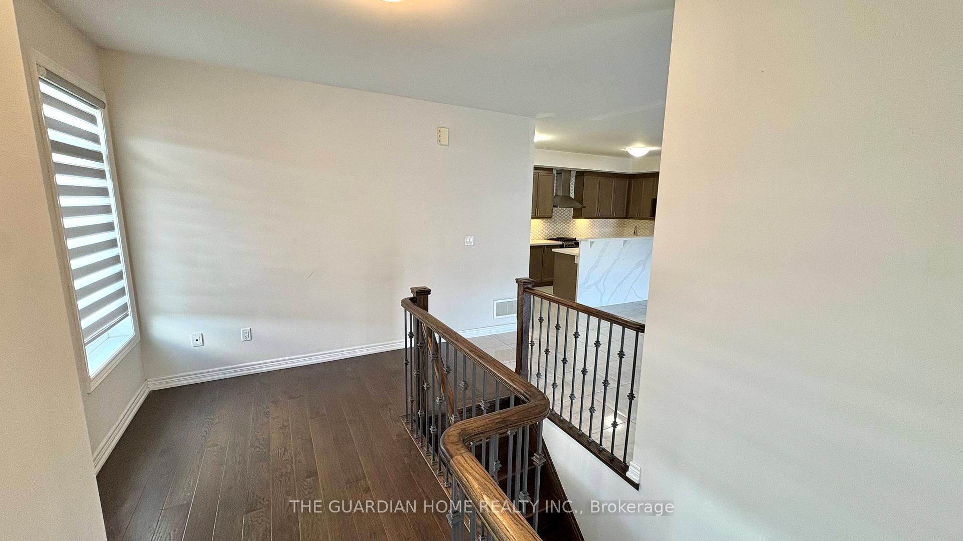 Photo 3 of 123 Luzon Avenue, Markham, Box Grove — HOMEH