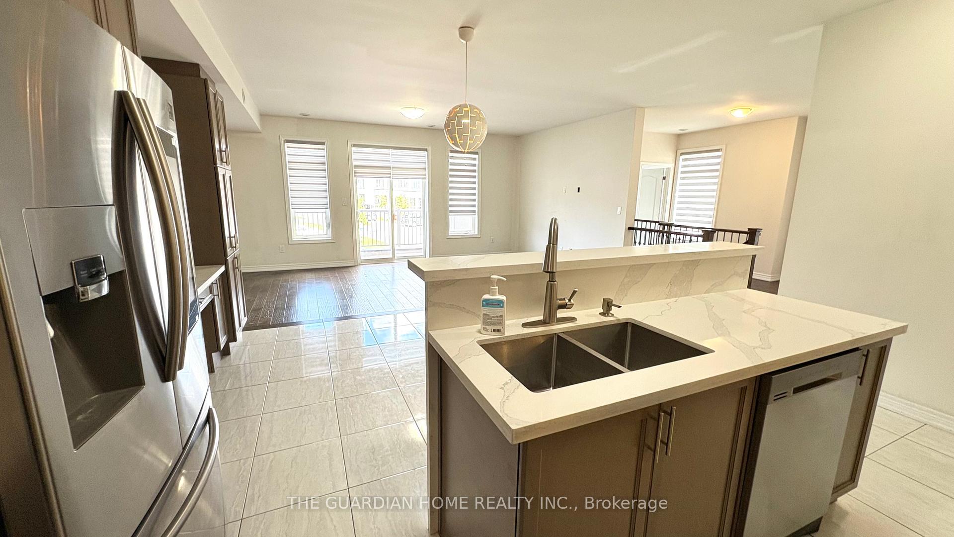 Photo 10 of 123 Luzon Avenue, Markham, Box Grove — HOMEH