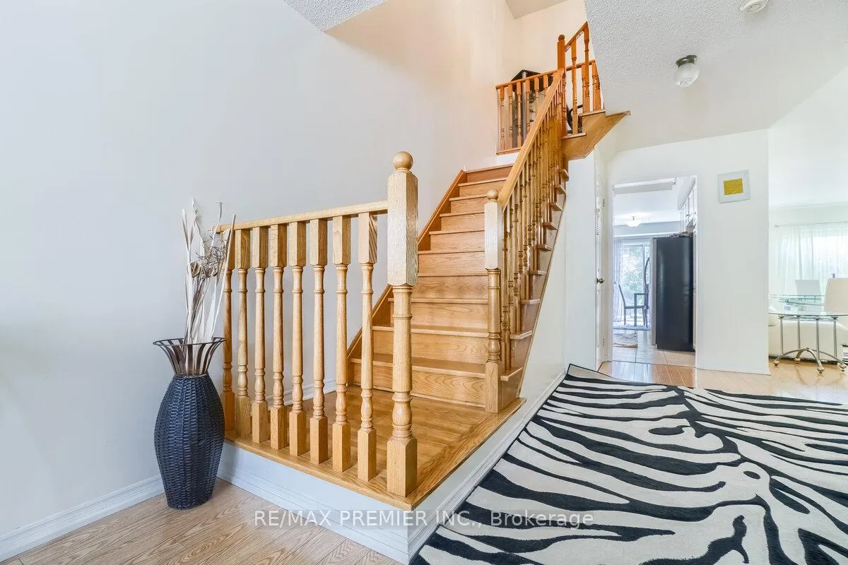 Photo 18 of 193 Roxbury Street, Markham, Rouge River Estates — HOMEH