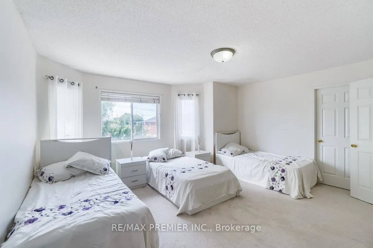 Photo 20 of 193 Roxbury Street, Markham, Rouge River Estates — HOMEH