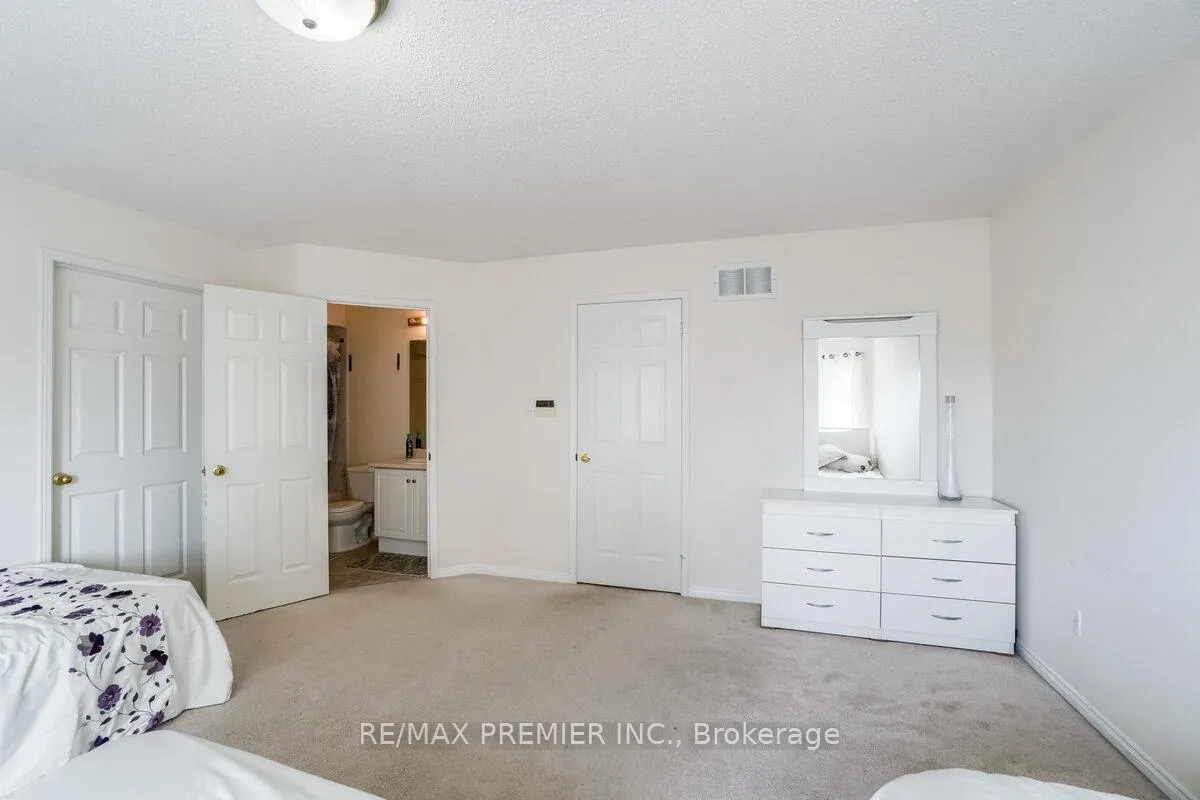 Photo 21 of 193 Roxbury Street, Markham, Rouge River Estates — HOMEH