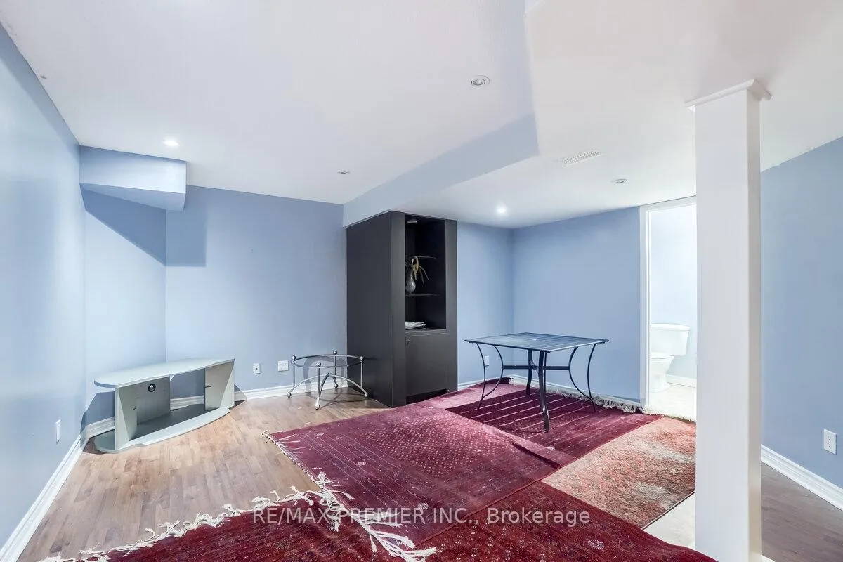 Photo 31 of 193 Roxbury Street, Markham, Rouge River Estates — HOMEH