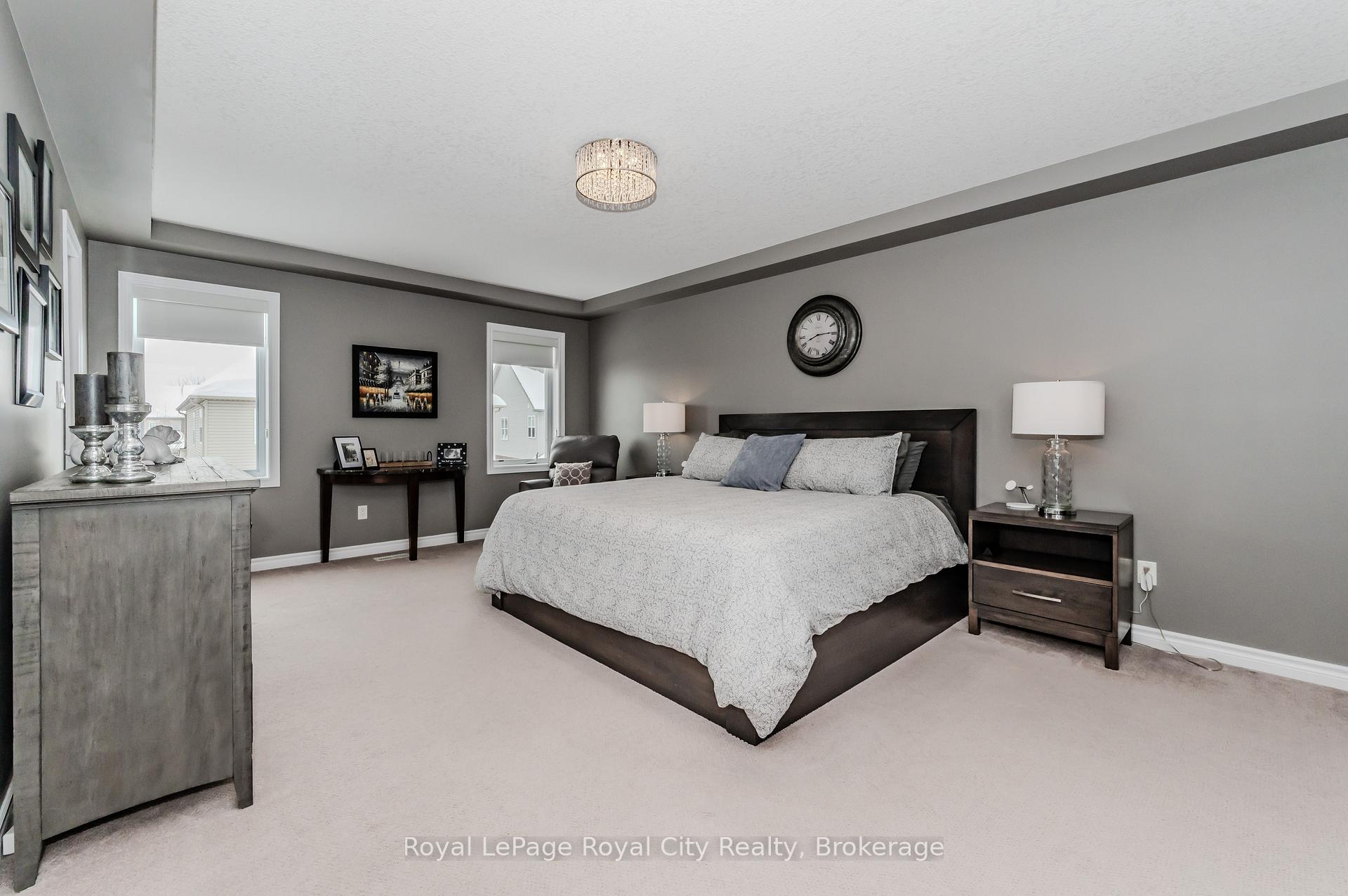 Photo 5 of 213 Tremaine Crescent, Kitchener — HOMEH