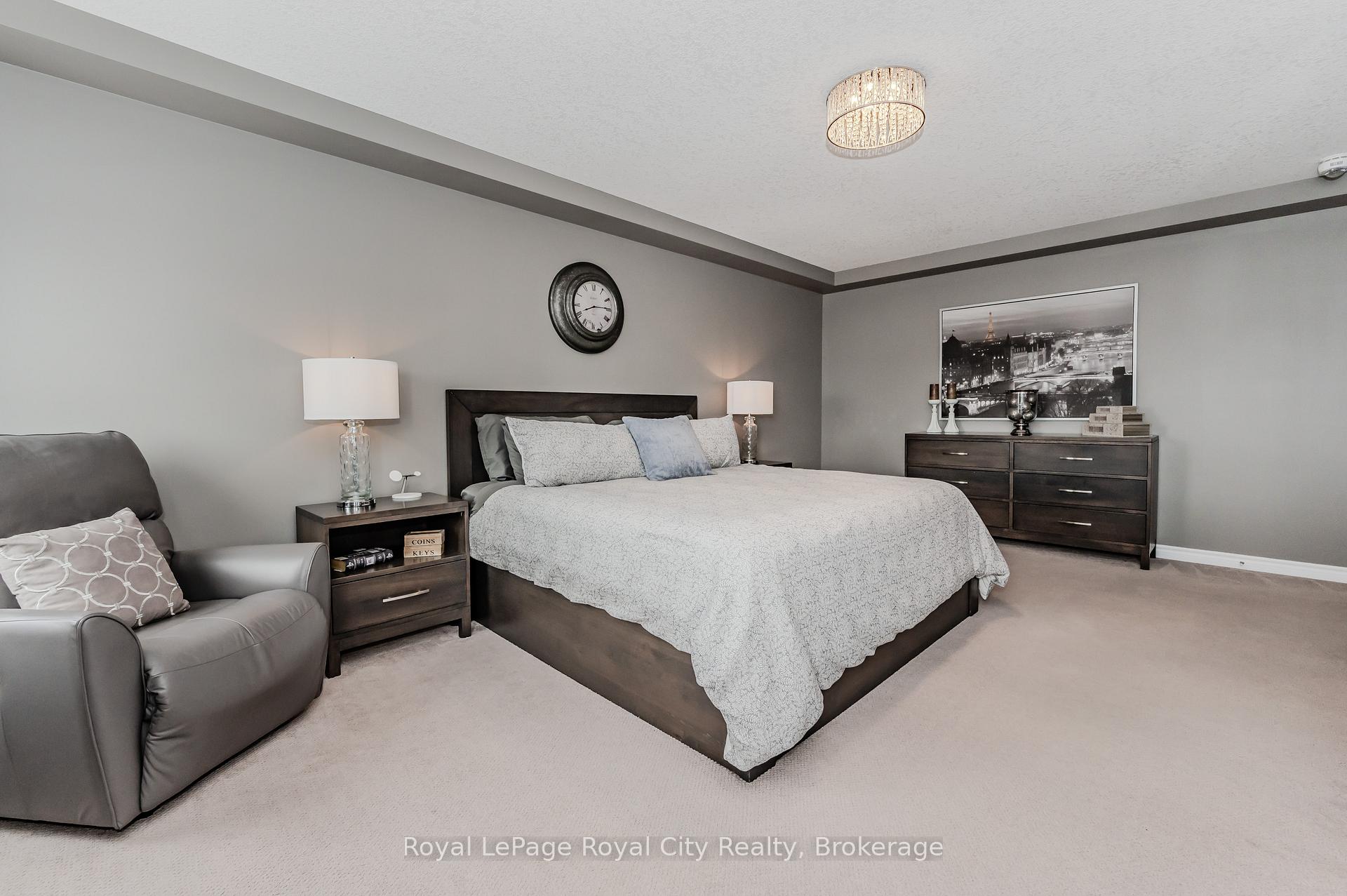 Photo 7 of 213 Tremaine Crescent, Kitchener — HOMEH