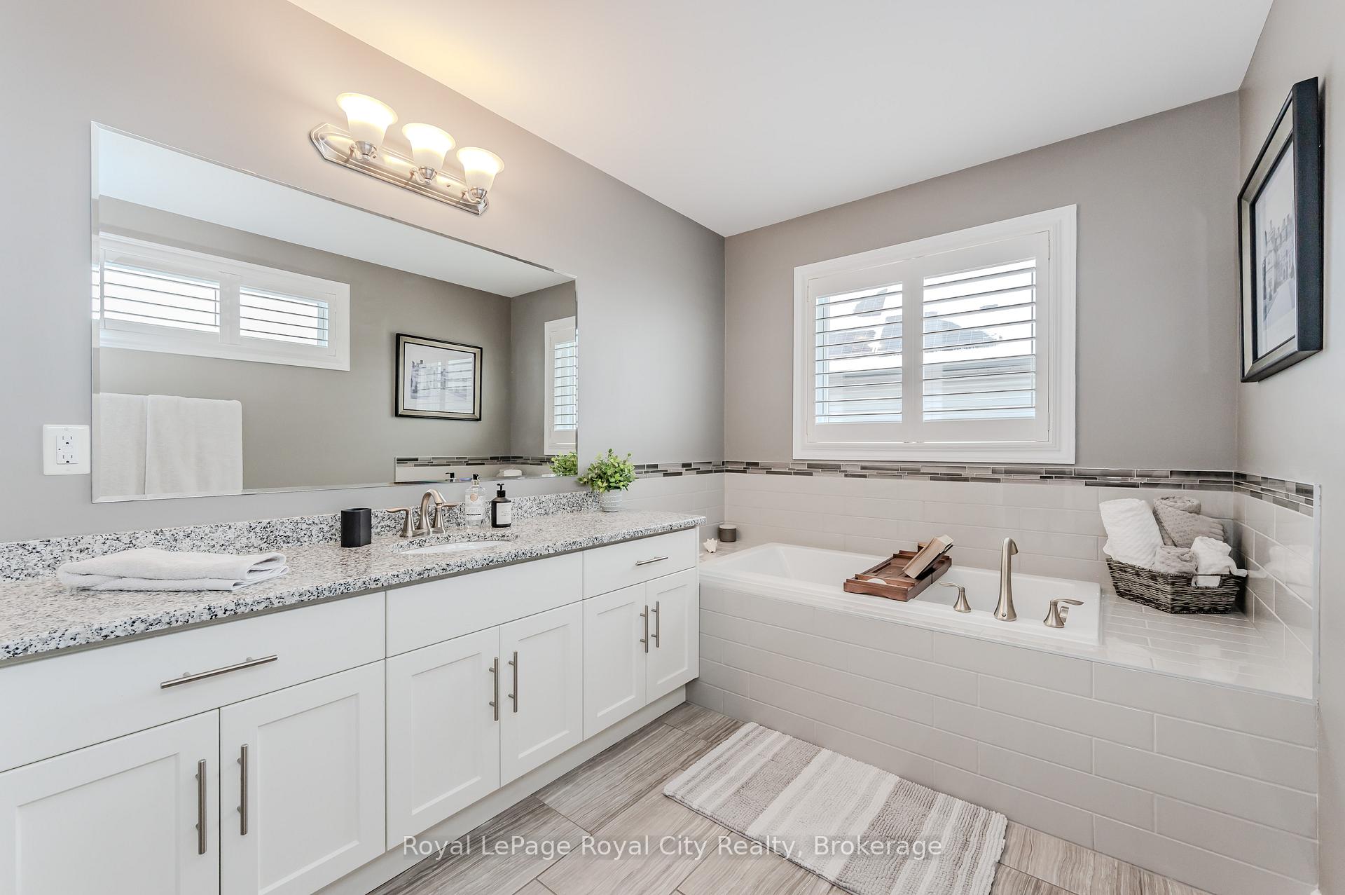 Photo 9 of 213 Tremaine Crescent, Kitchener — HOMEH