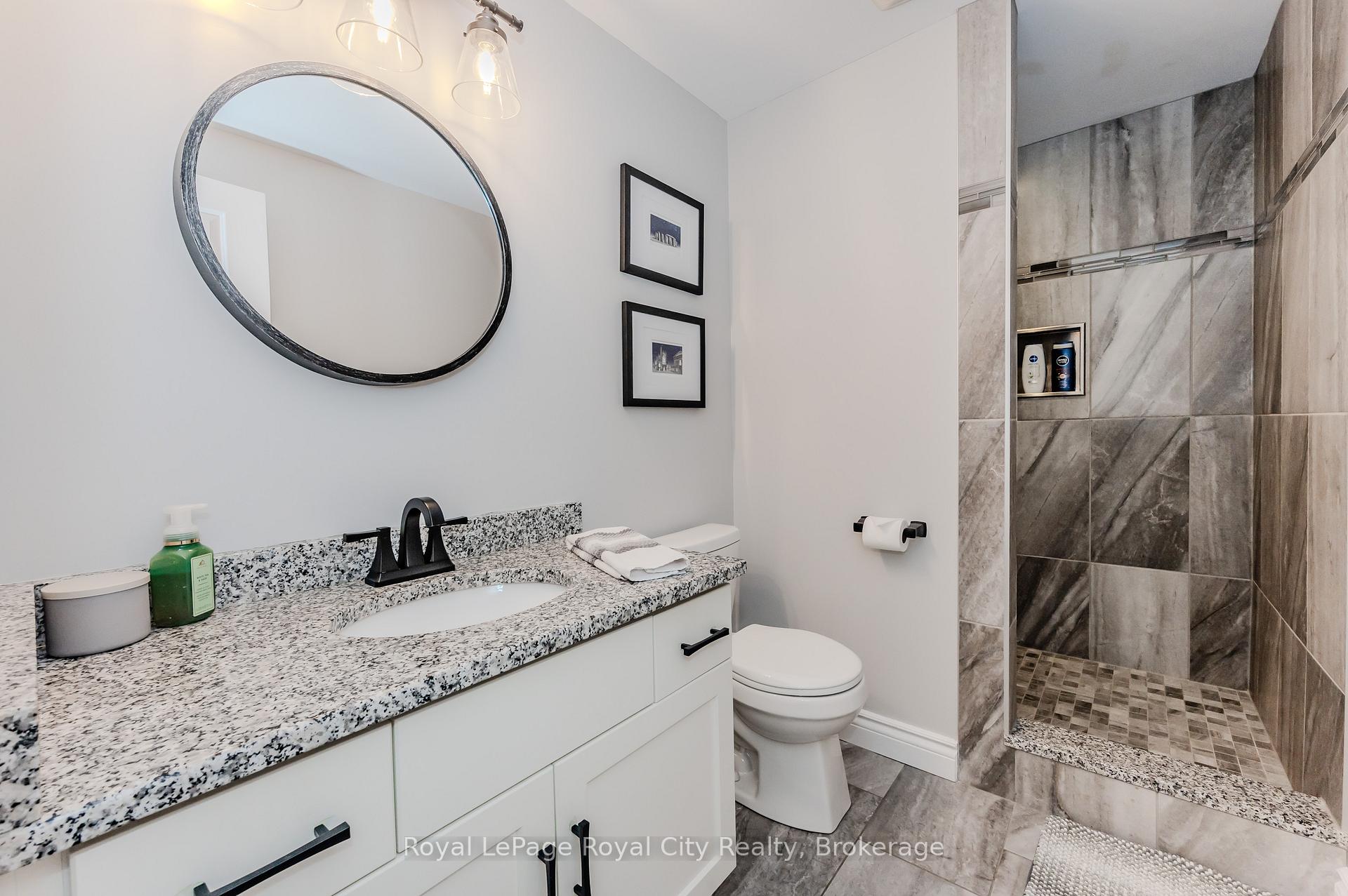 Photo 14 of 213 Tremaine Crescent, Kitchener — HOMEH