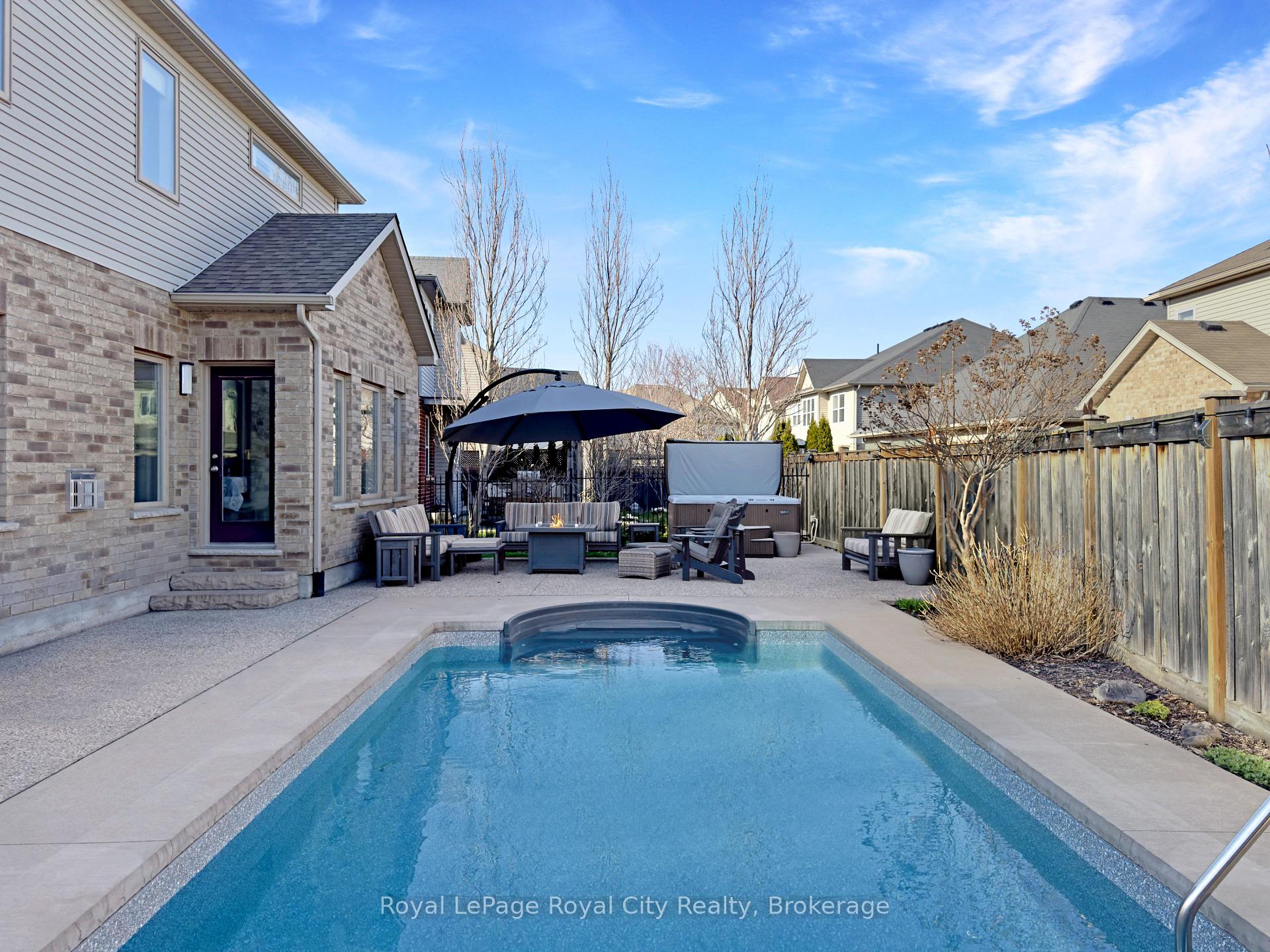 Photo 24 of 213 Tremaine Crescent, Kitchener — HOMEH