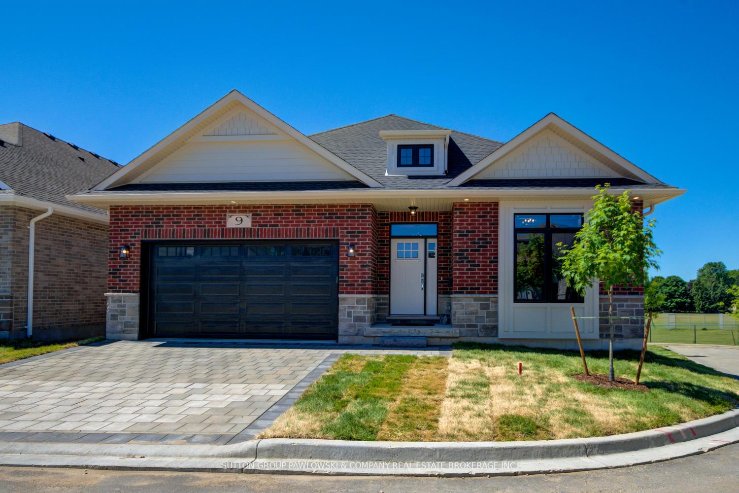 Photo 3 of 104 Locky Lane, Middlesex Centre, Rural Middlesex Centre — HOMEH