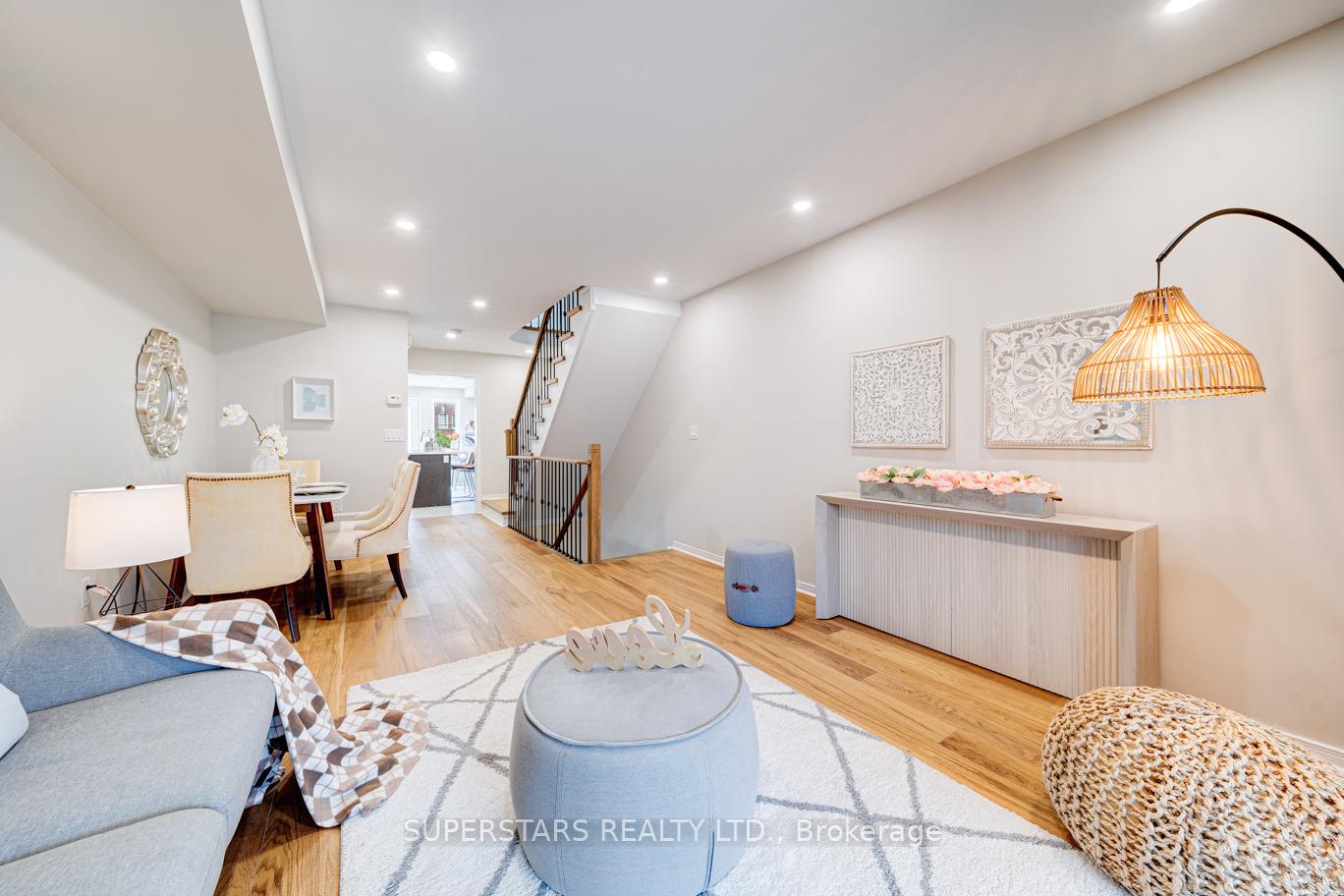 Photo 8 of 52 Truchard Avenue, Markham, Berczy — HOMEH