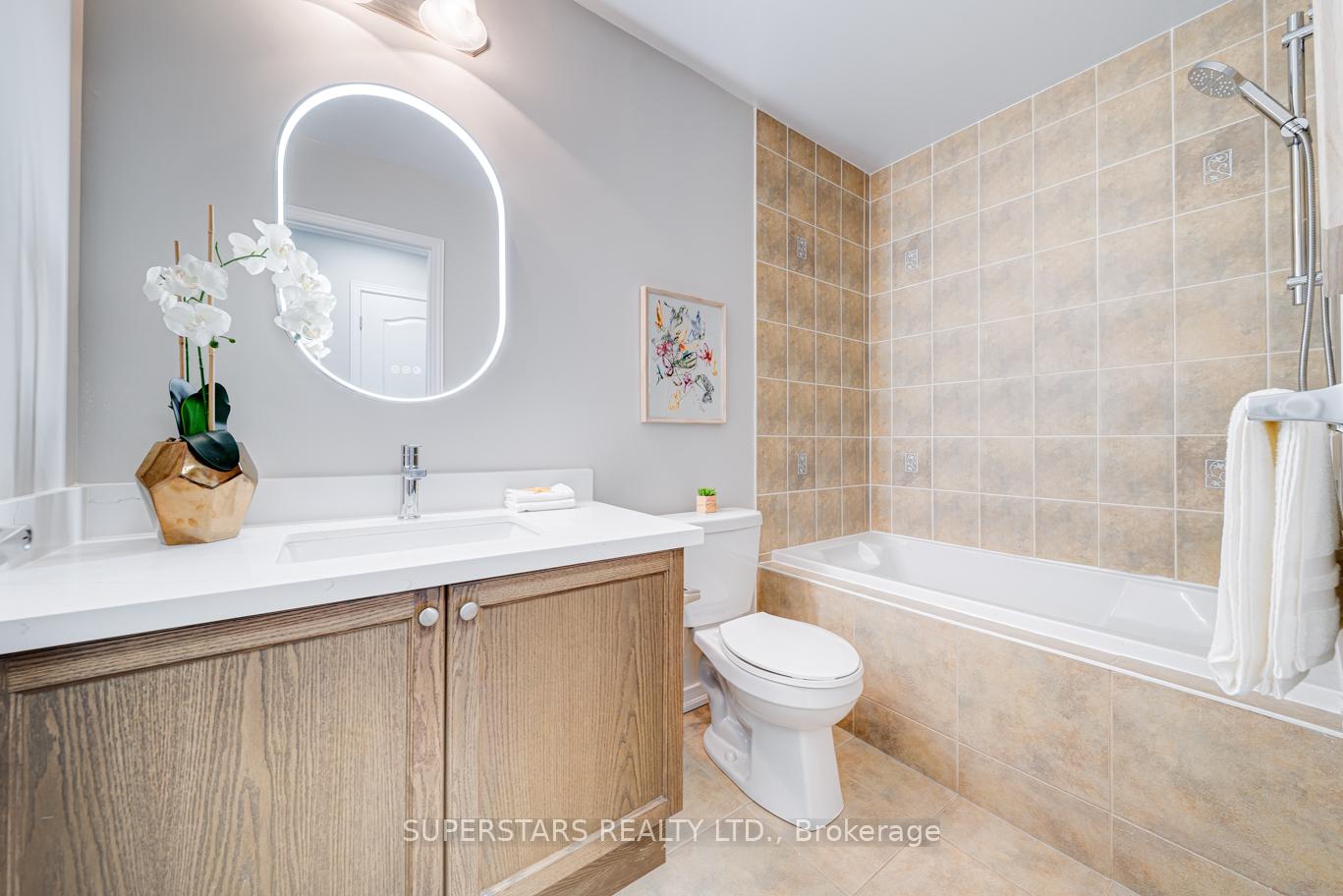 Photo 17 of 52 Truchard Avenue, Markham, Berczy — HOMEH