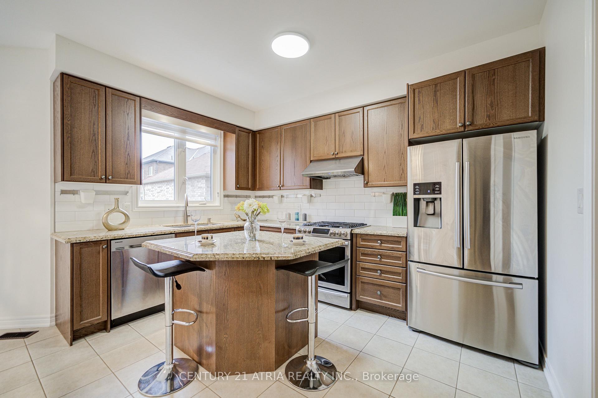 Photo 10 of 56 Harbord Street, Markham, Berczy — HOMEH