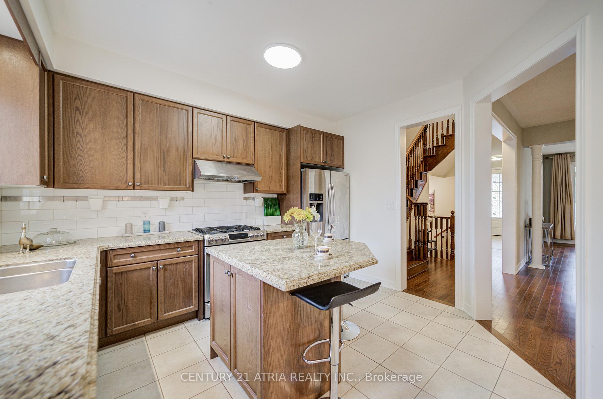 Photo 12 of 56 Harbord Street, Markham, Berczy — HOMEH