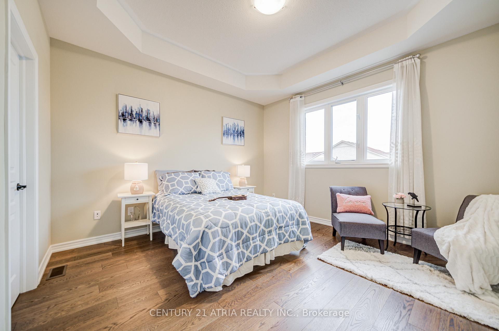 Photo 18 of 56 Harbord Street, Markham, Berczy — HOMEH