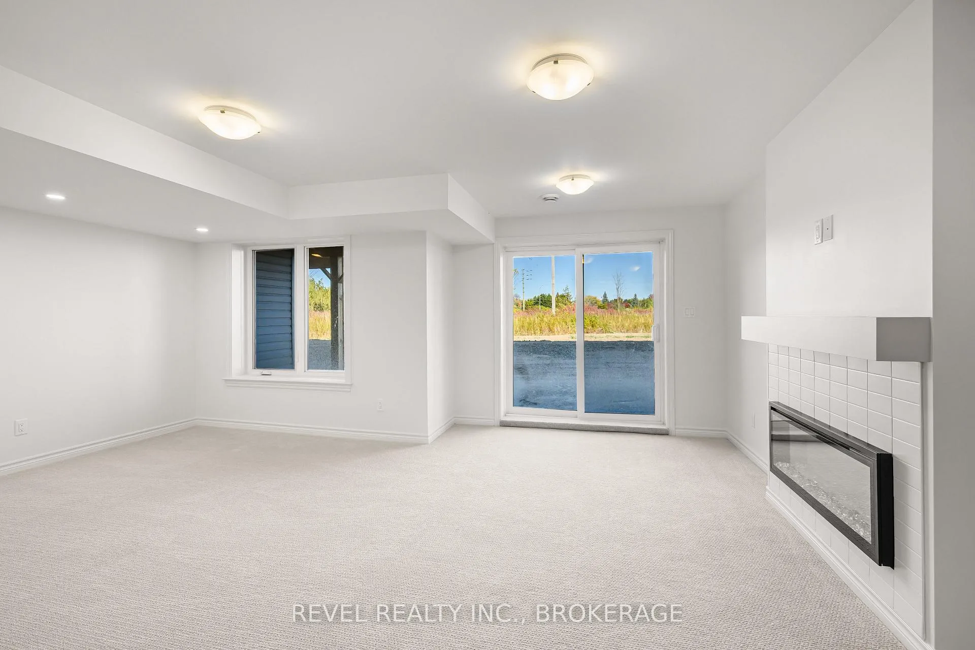 Photo 10 of 1413 Demers Avenue, Kingston, East Gardiners Rd — HOMEH