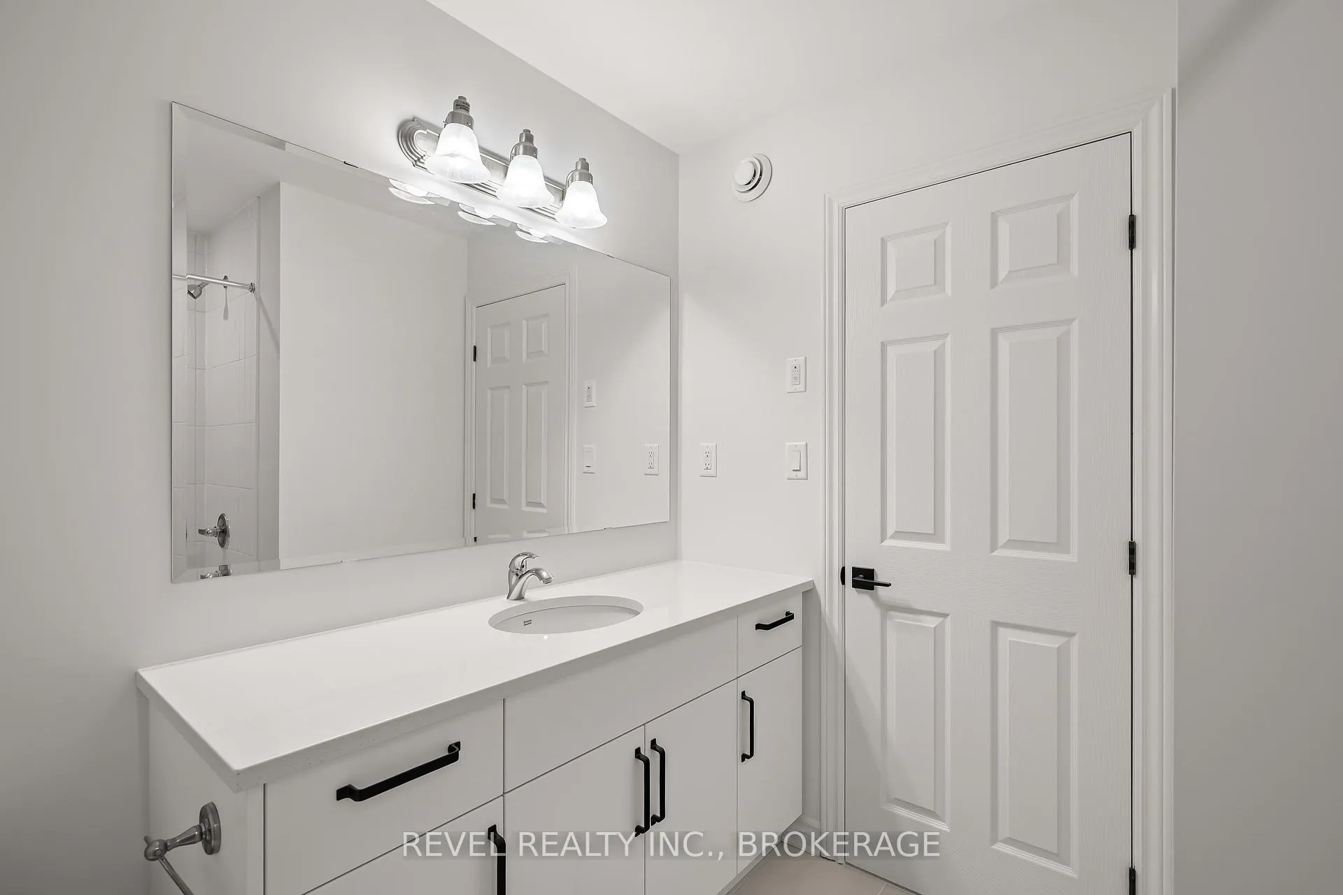 Photo 21 of 1413 Demers Avenue, Kingston, East Gardiners Rd — HOMEH