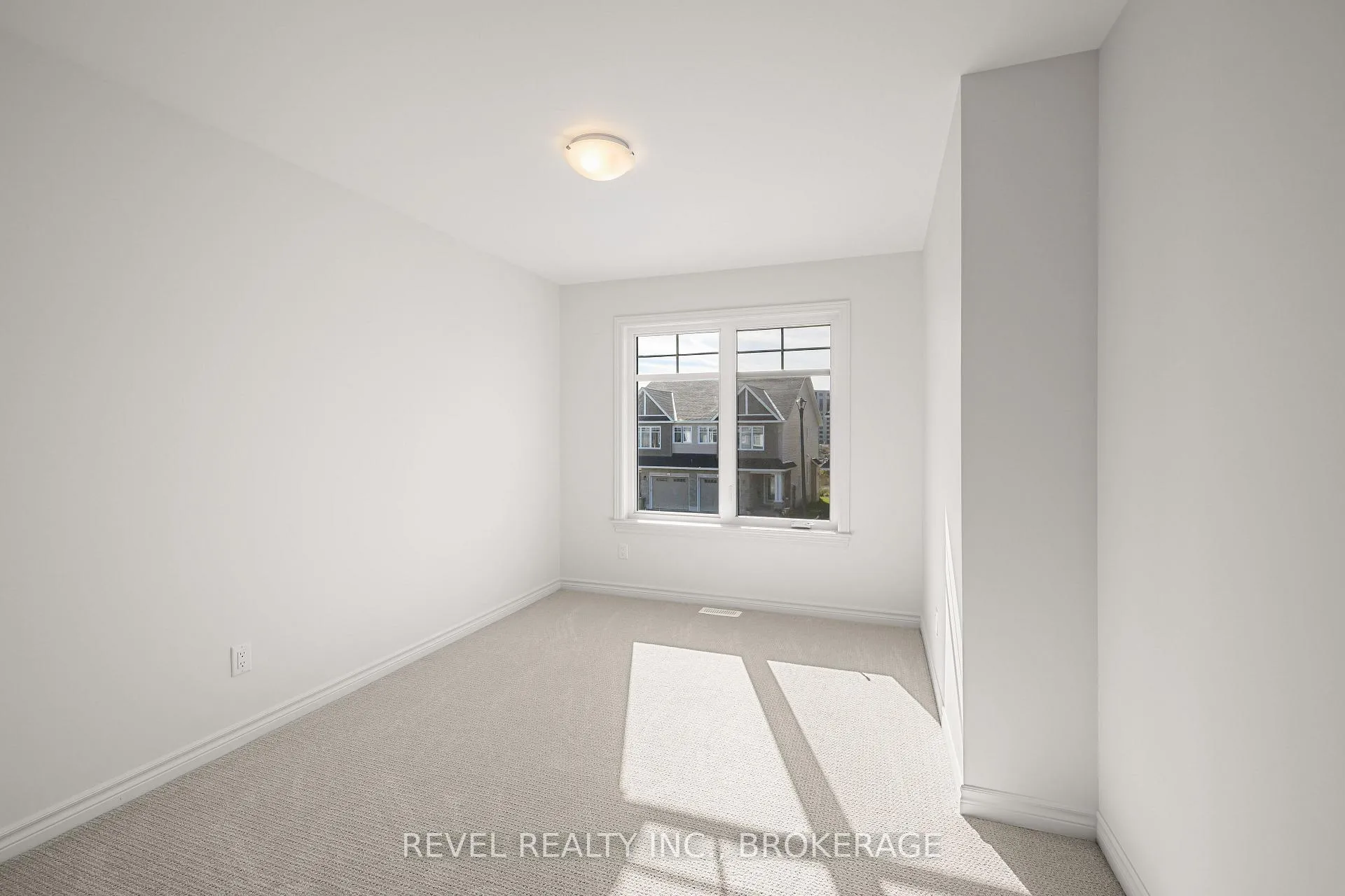 Photo 23 of 1413 Demers Avenue, Kingston, East Gardiners Rd — HOMEH