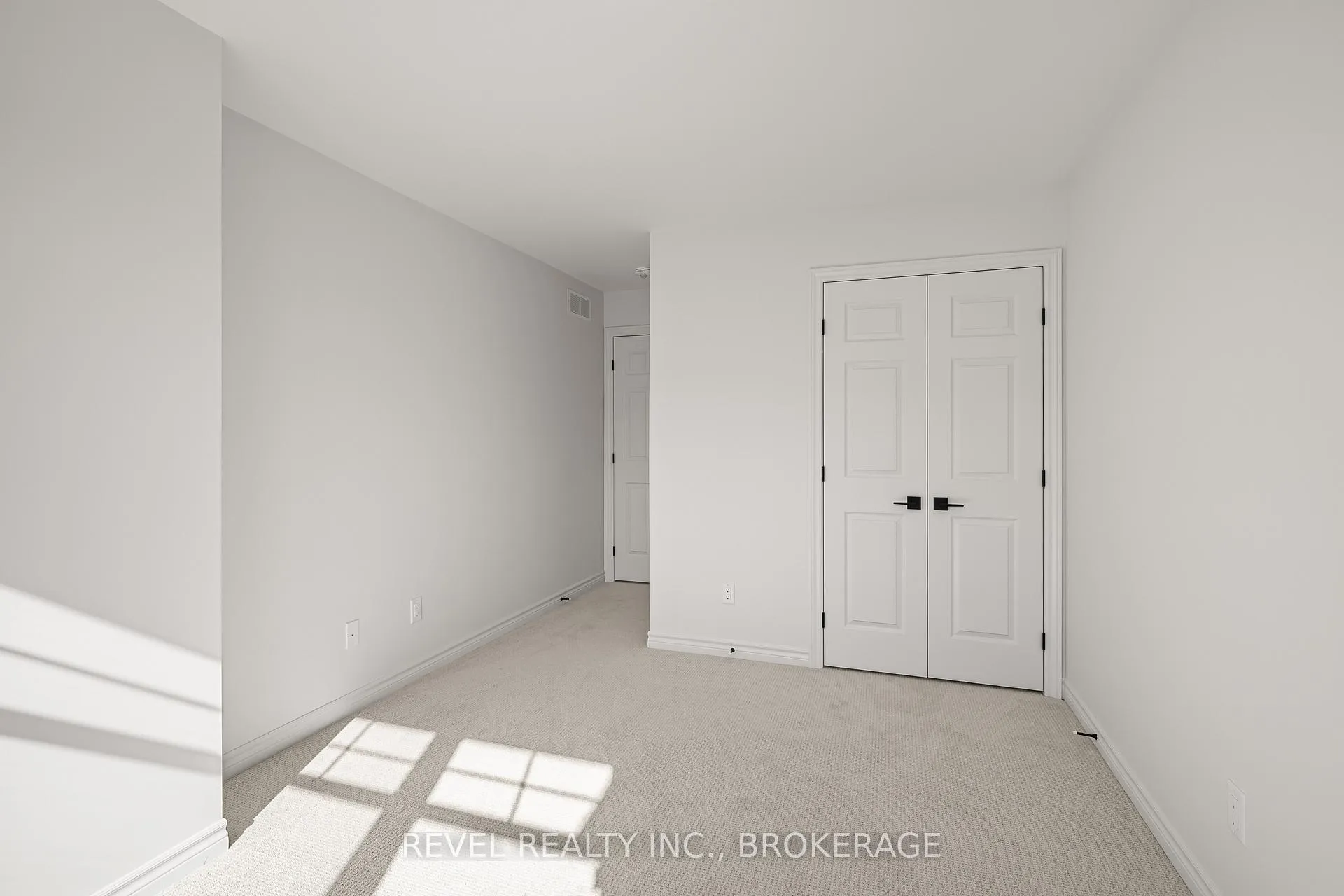Photo 24 of 1413 Demers Avenue, Kingston, East Gardiners Rd — HOMEH