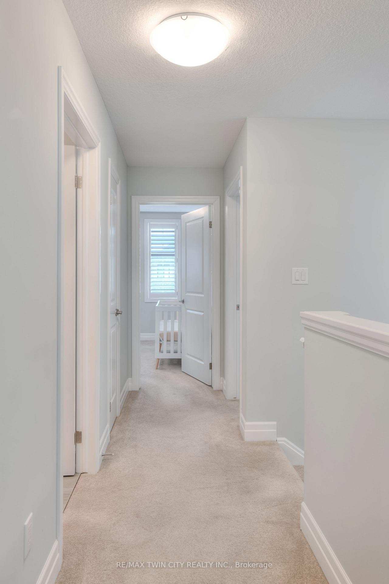 Photo 22 of 7 Pondcliffe Drive, Kitchener — HOMEH
