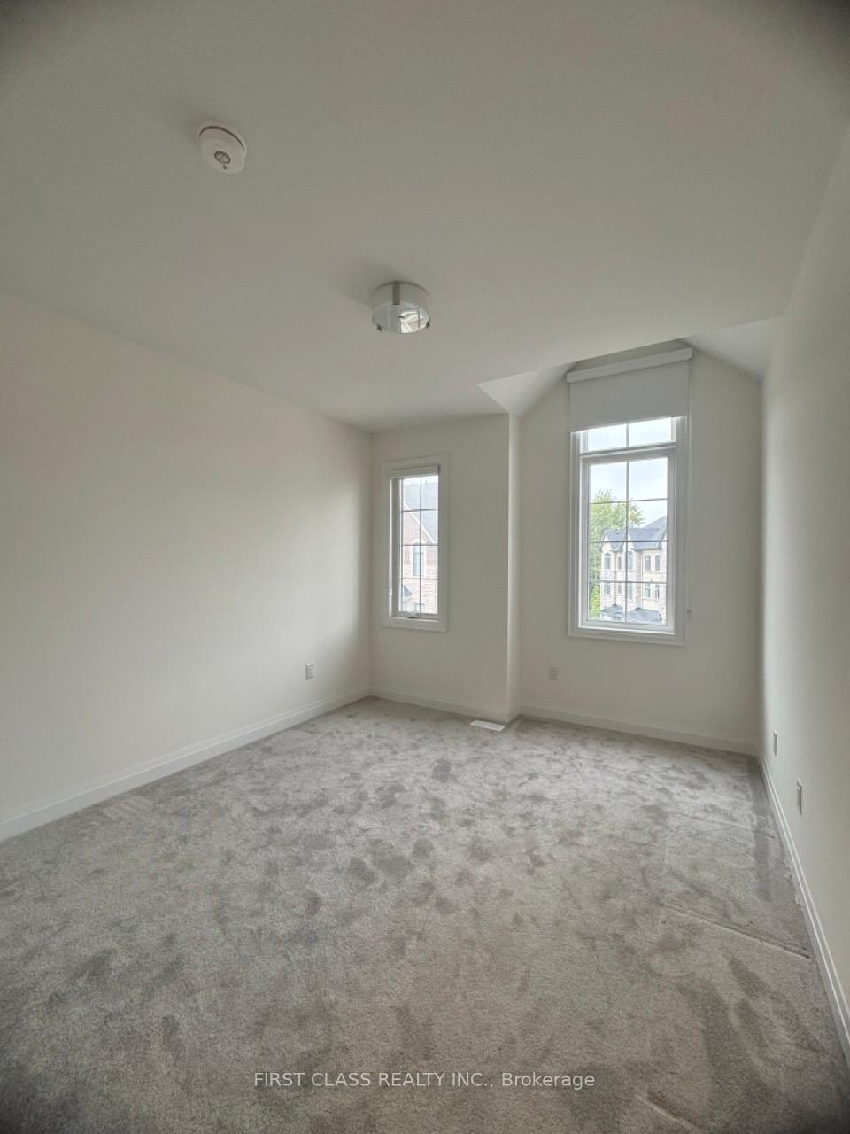 Photo 37 of 65 West Village Lane, Markham, Angus Glen — HOMEH