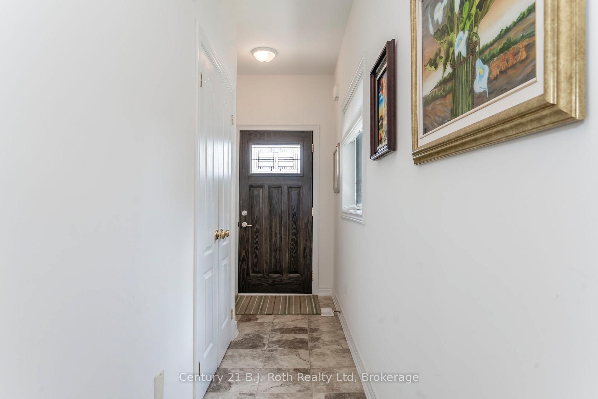 Photo 4 of 1002 Cook Drive, Midland — HOMEH