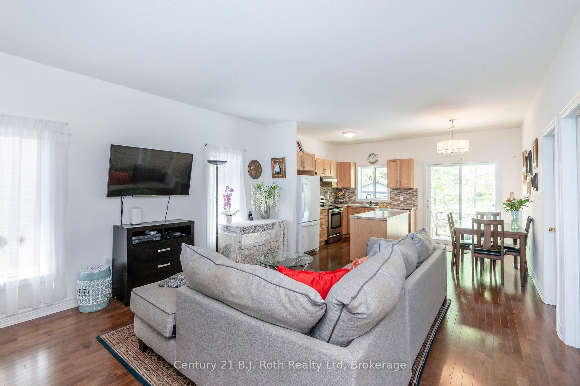 Photo 14 of 1002 Cook Drive, Midland — HOMEH