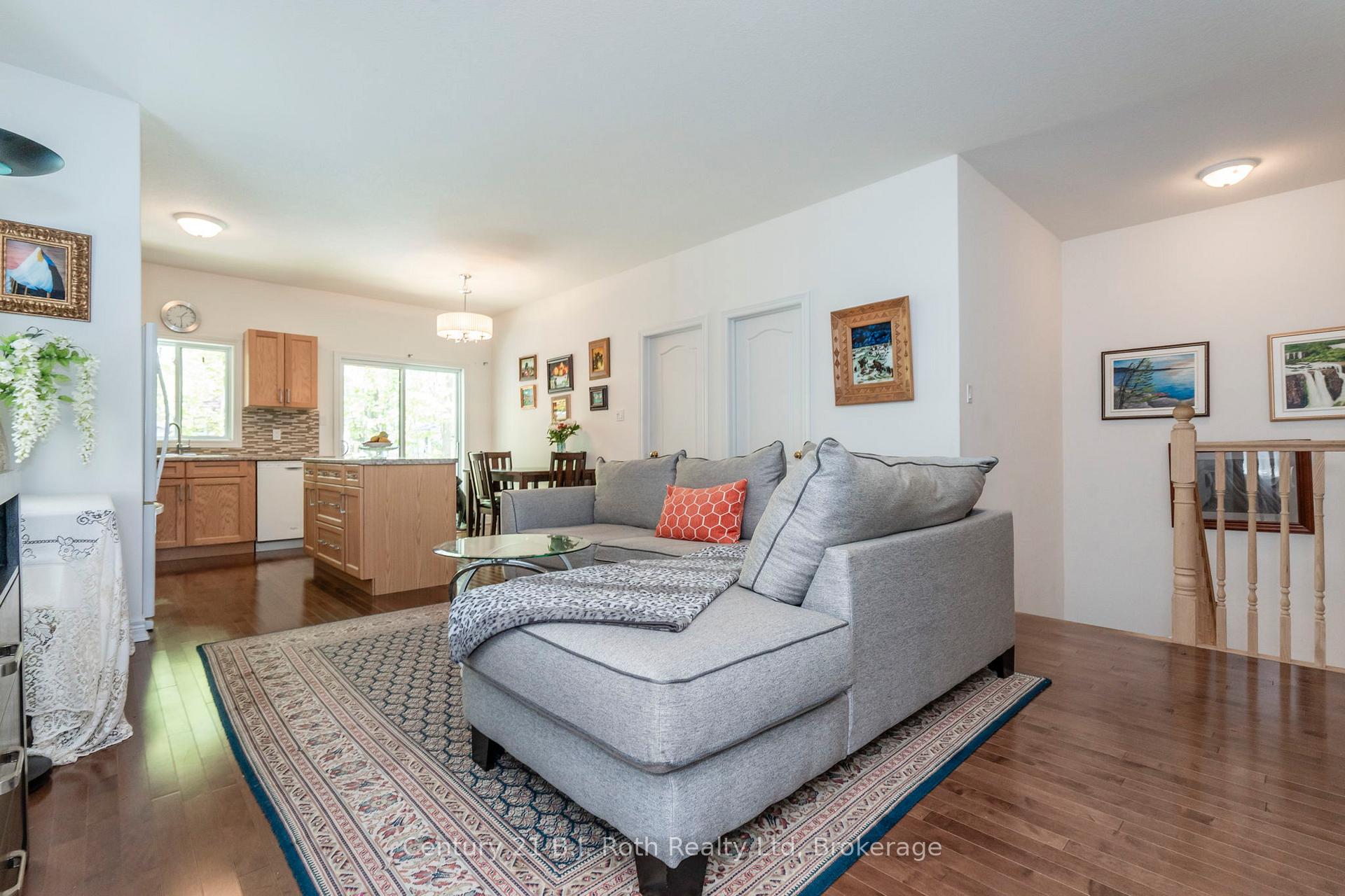 Photo 15 of 1002 Cook Drive, Midland — HOMEH