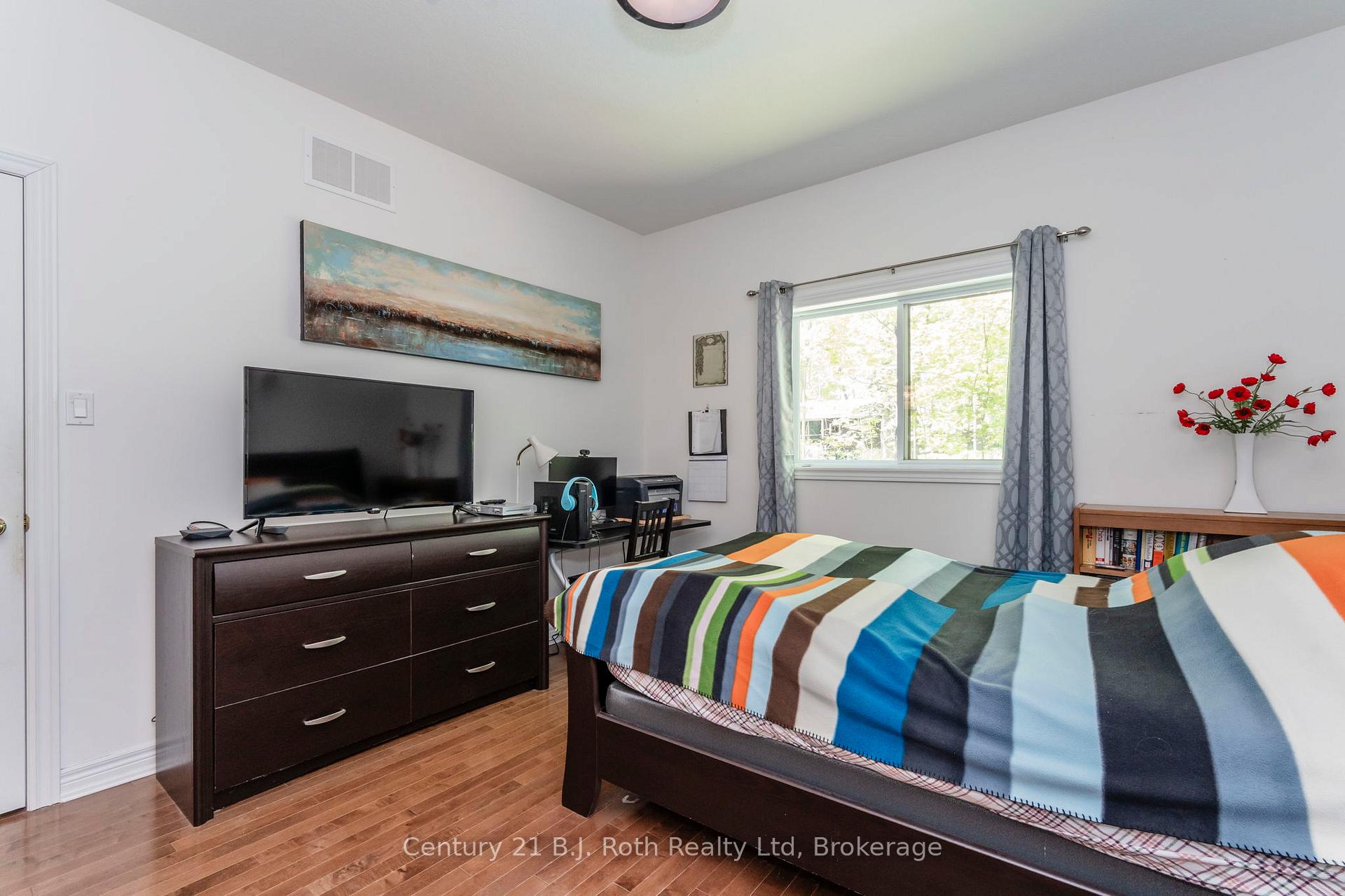 Photo 17 of 1002 Cook Drive, Midland — HOMEH