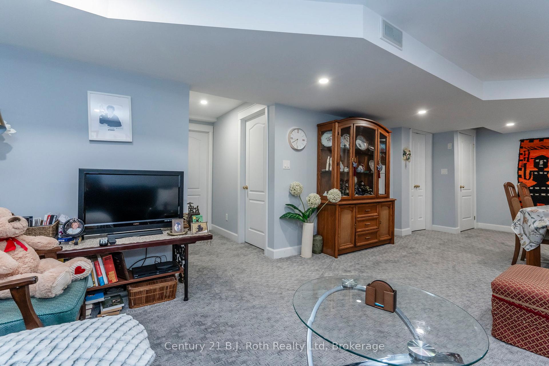 Photo 30 of 1002 Cook Drive, Midland — HOMEH