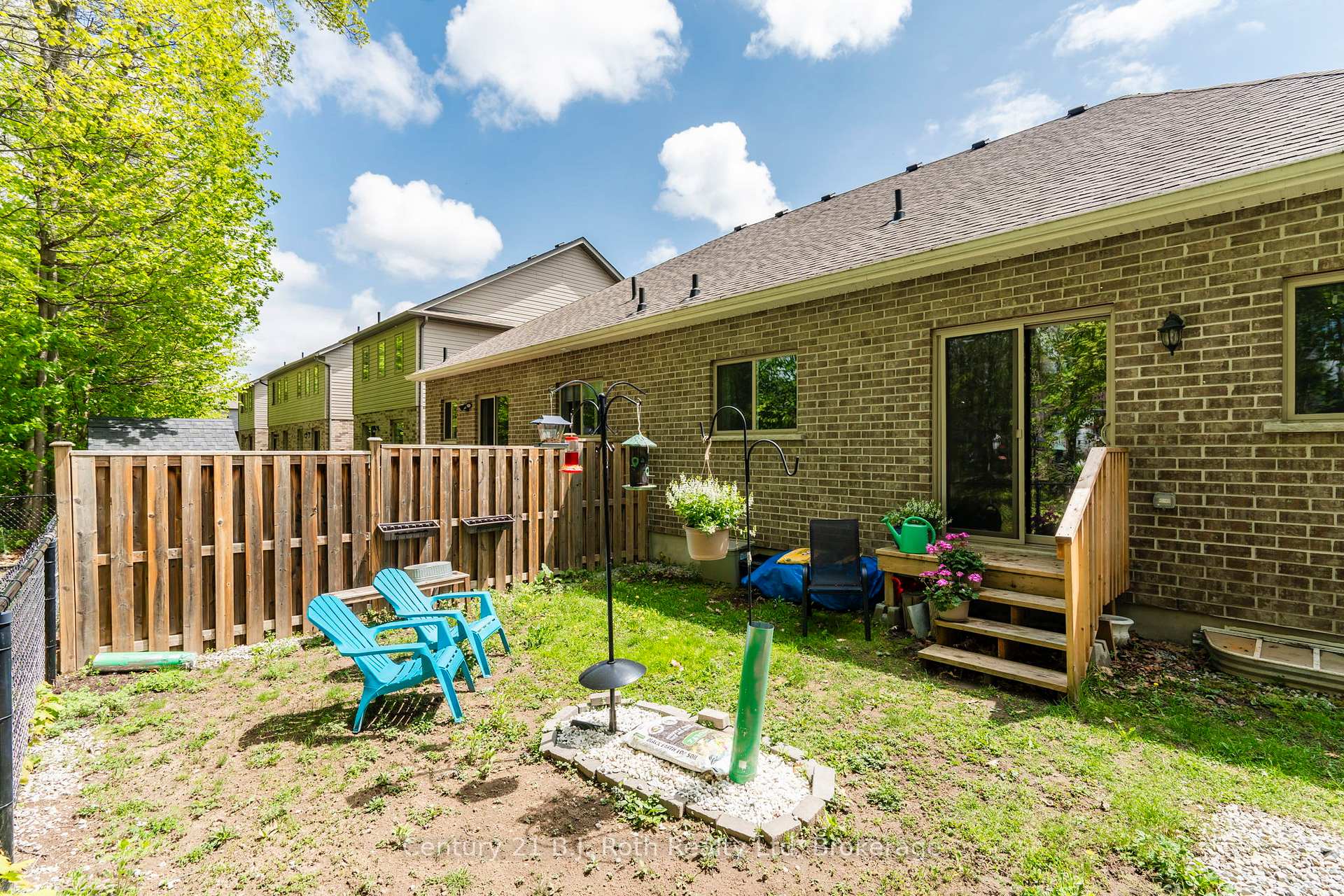 Photo 35 of 1002 Cook Drive, Midland — HOMEH