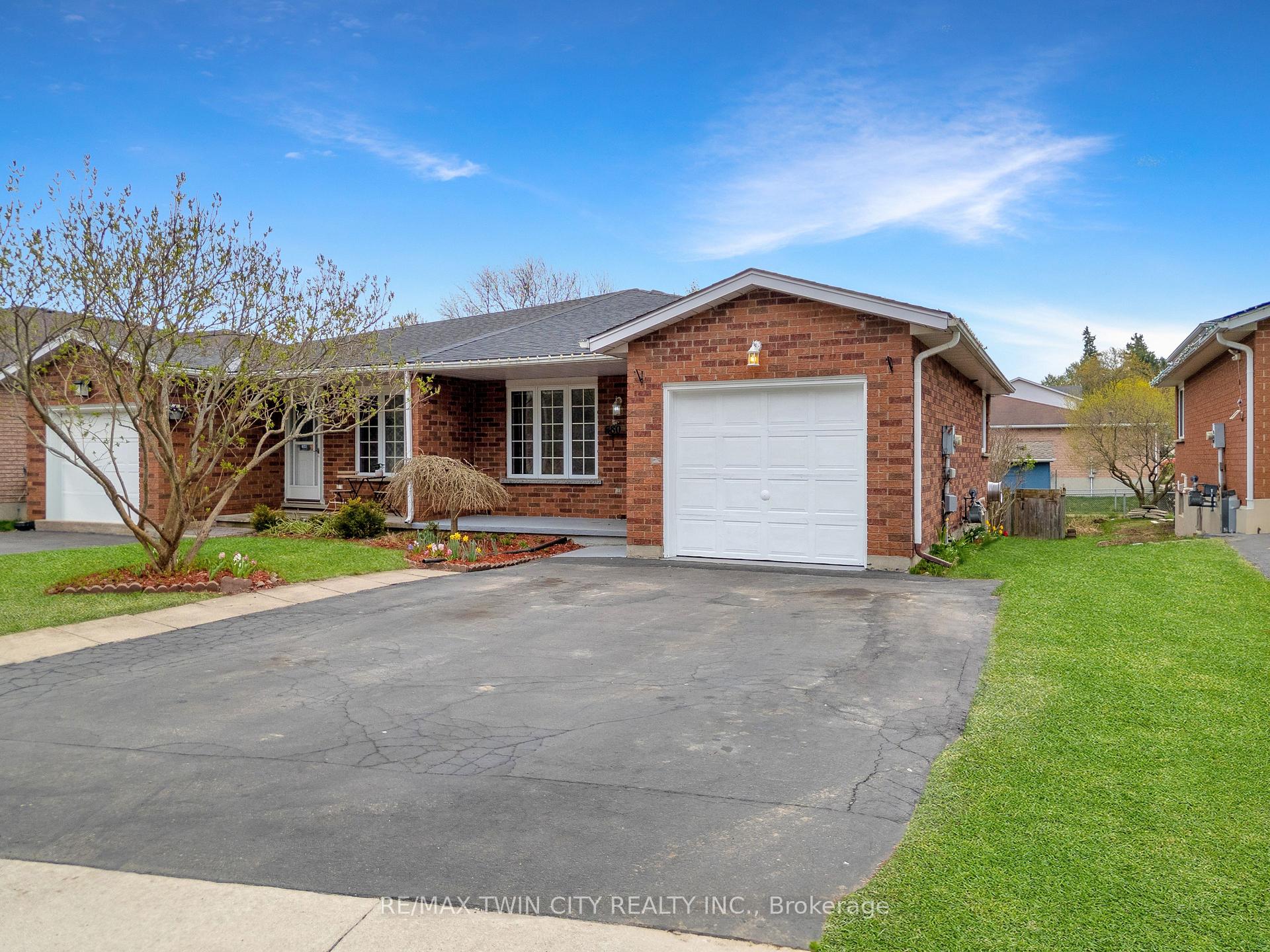 Photo 27 of 580 Old Huron Place, Kitchener — HOMEH