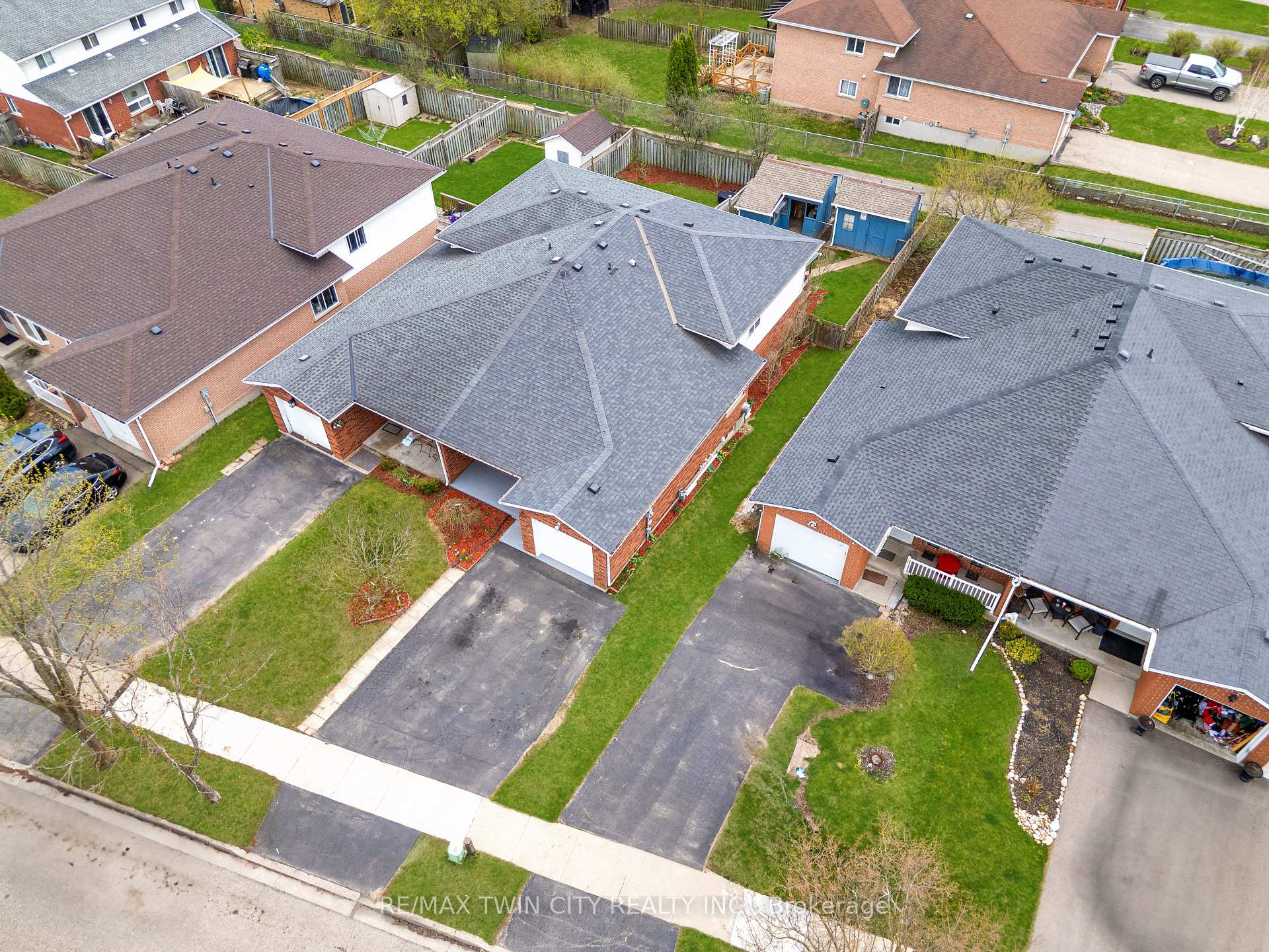 Photo 37 of 580 Old Huron Place, Kitchener — HOMEH