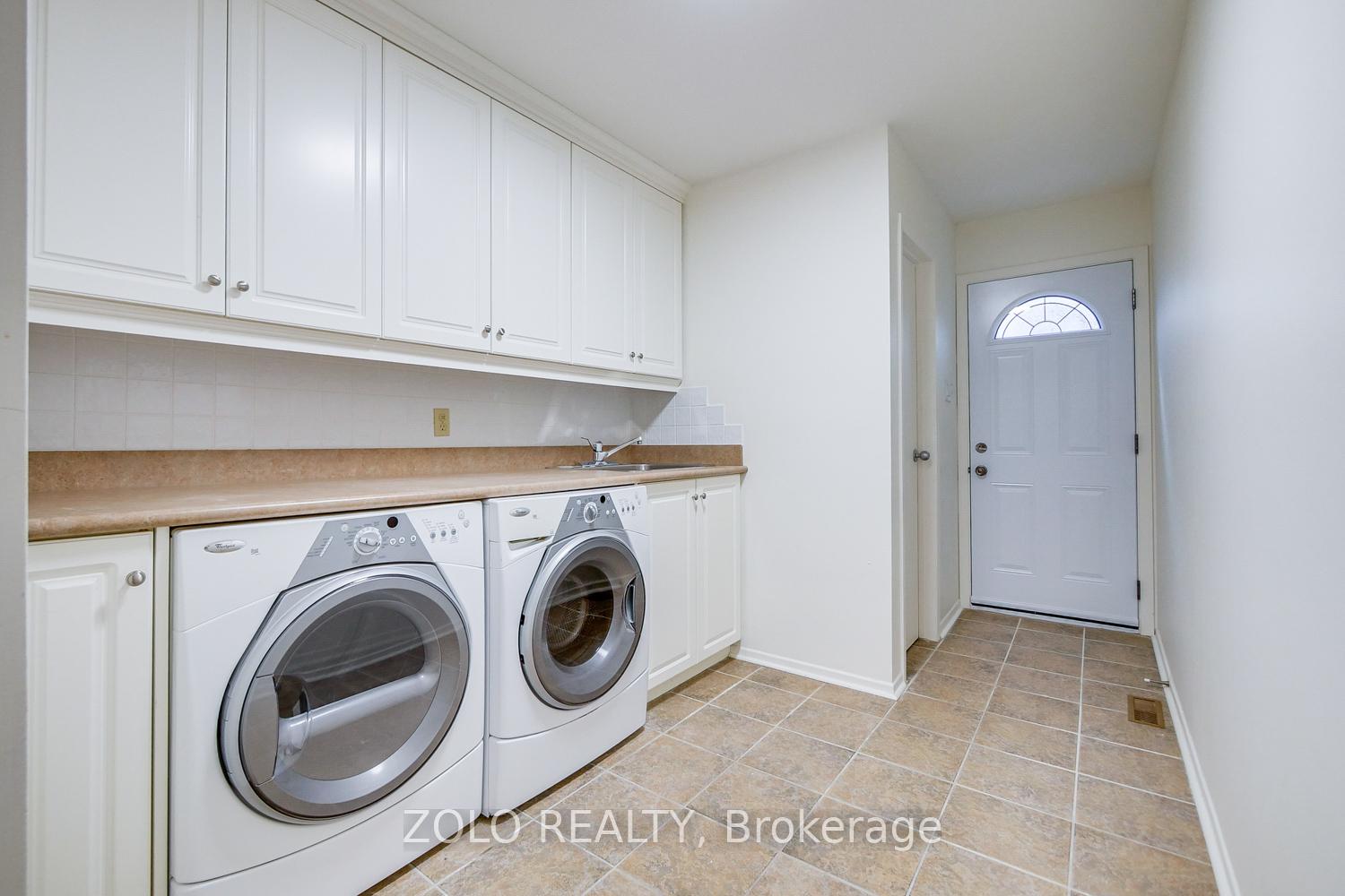 Photo 12 of 40 Elgin Street, Markham, Thornhill — HOMEH