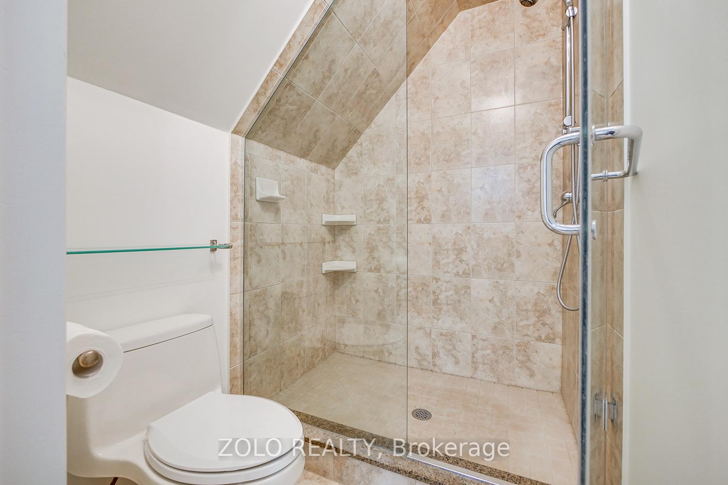 Photo 19 of 40 Elgin Street, Markham, Thornhill — HOMEH