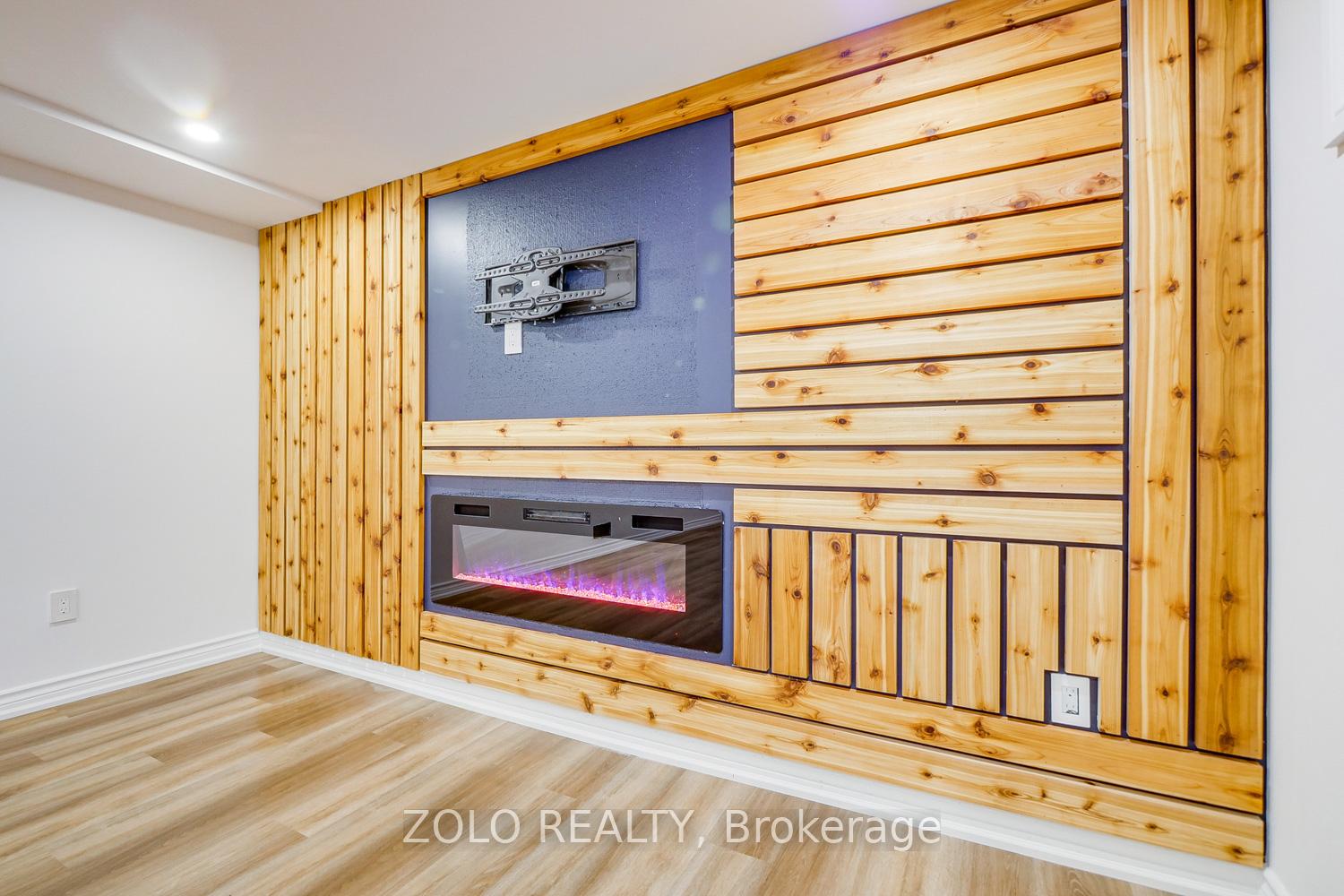 Photo 28 of 40 Elgin Street, Markham, Thornhill — HOMEH