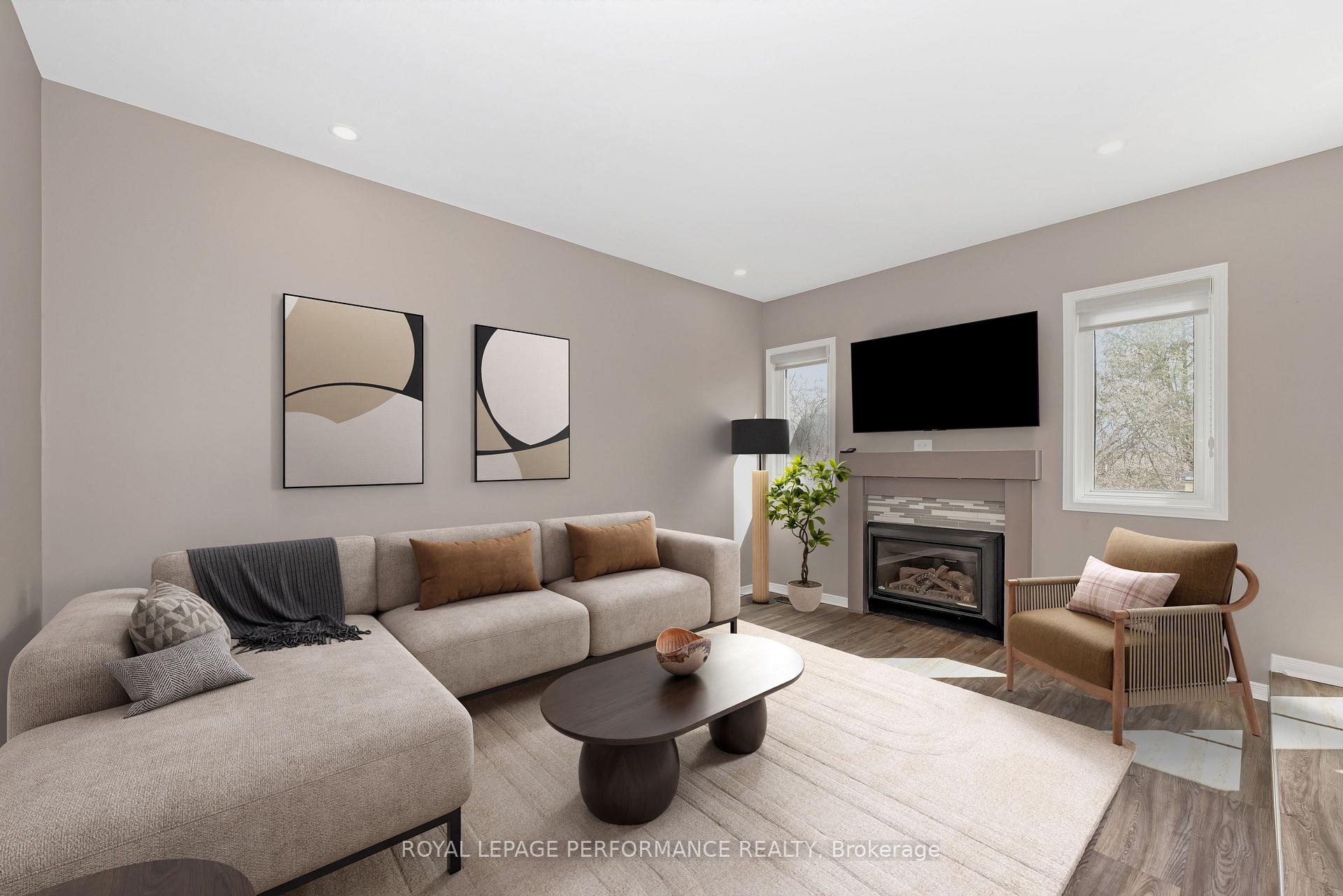 Photo 13 of 52 Saddlehorn Crescent, Ottawa, Kanata - Bridlewood — HOMEH