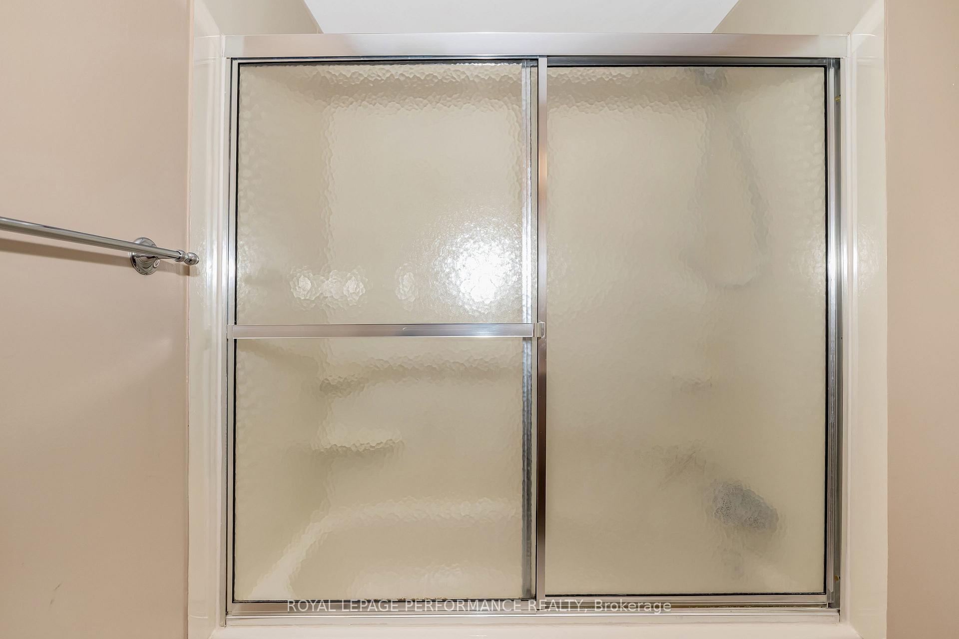 Photo 27 of 52 Saddlehorn Crescent, Ottawa, Kanata - Bridlewood — HOMEH
