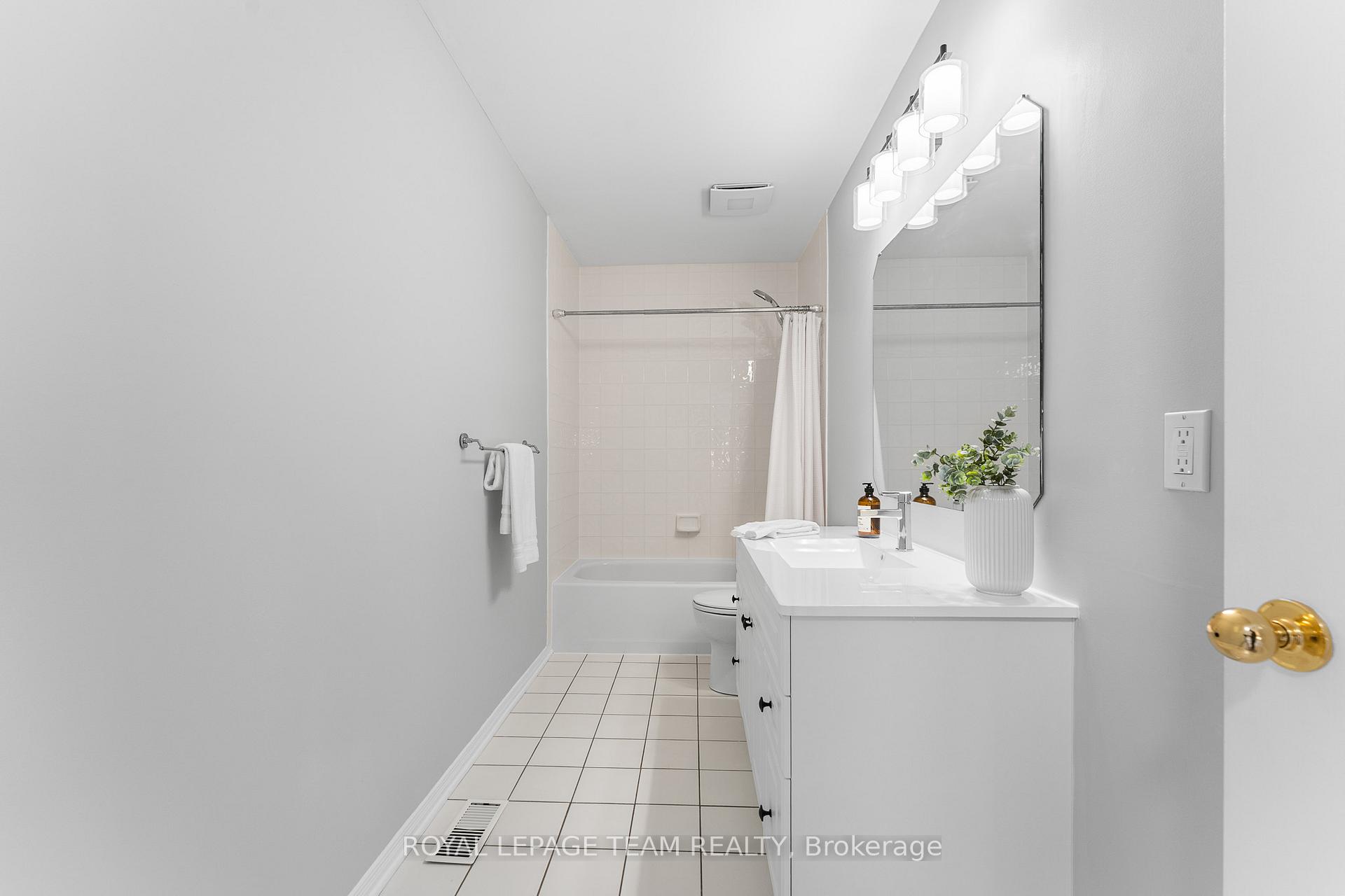 Photo 39 of 55 Mattawa Crescent, Ottawa, Kanata - Bridlewood — HOMEH