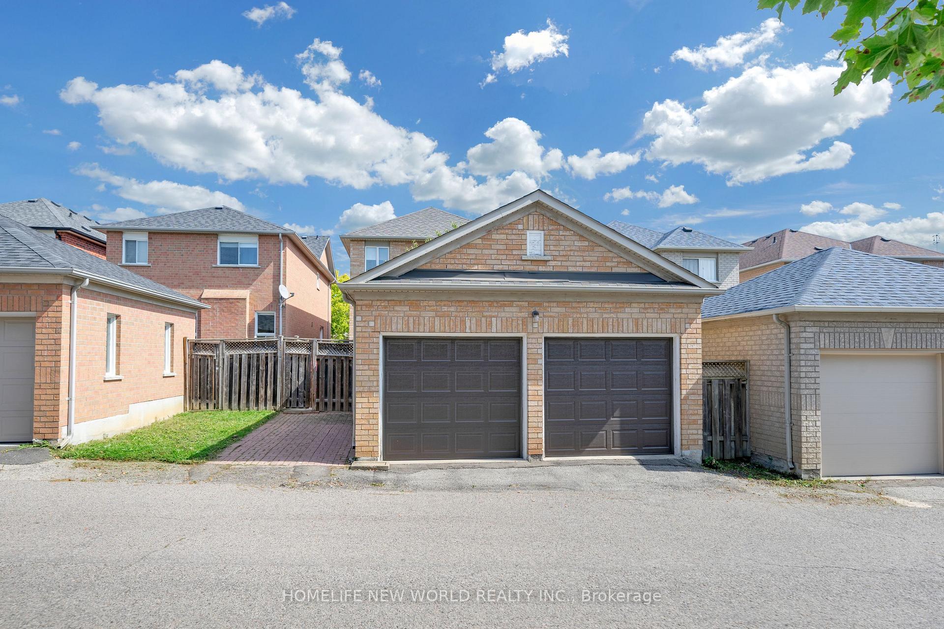 Photo 32 of 72 Ray Street, Markham, Village Green-South Unionville — HOMEH