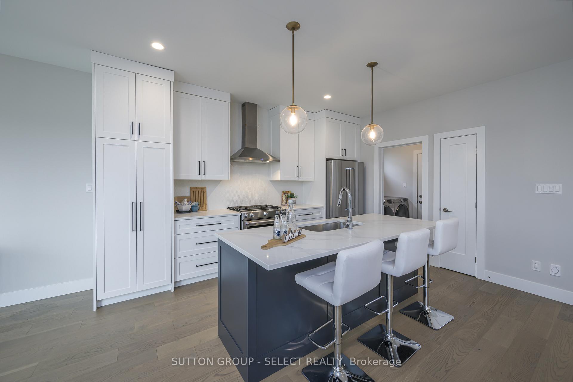 Photo 10 of 132 Crestview Drive, Middlesex Centre, Rural Middlesex Centre — HOMEH