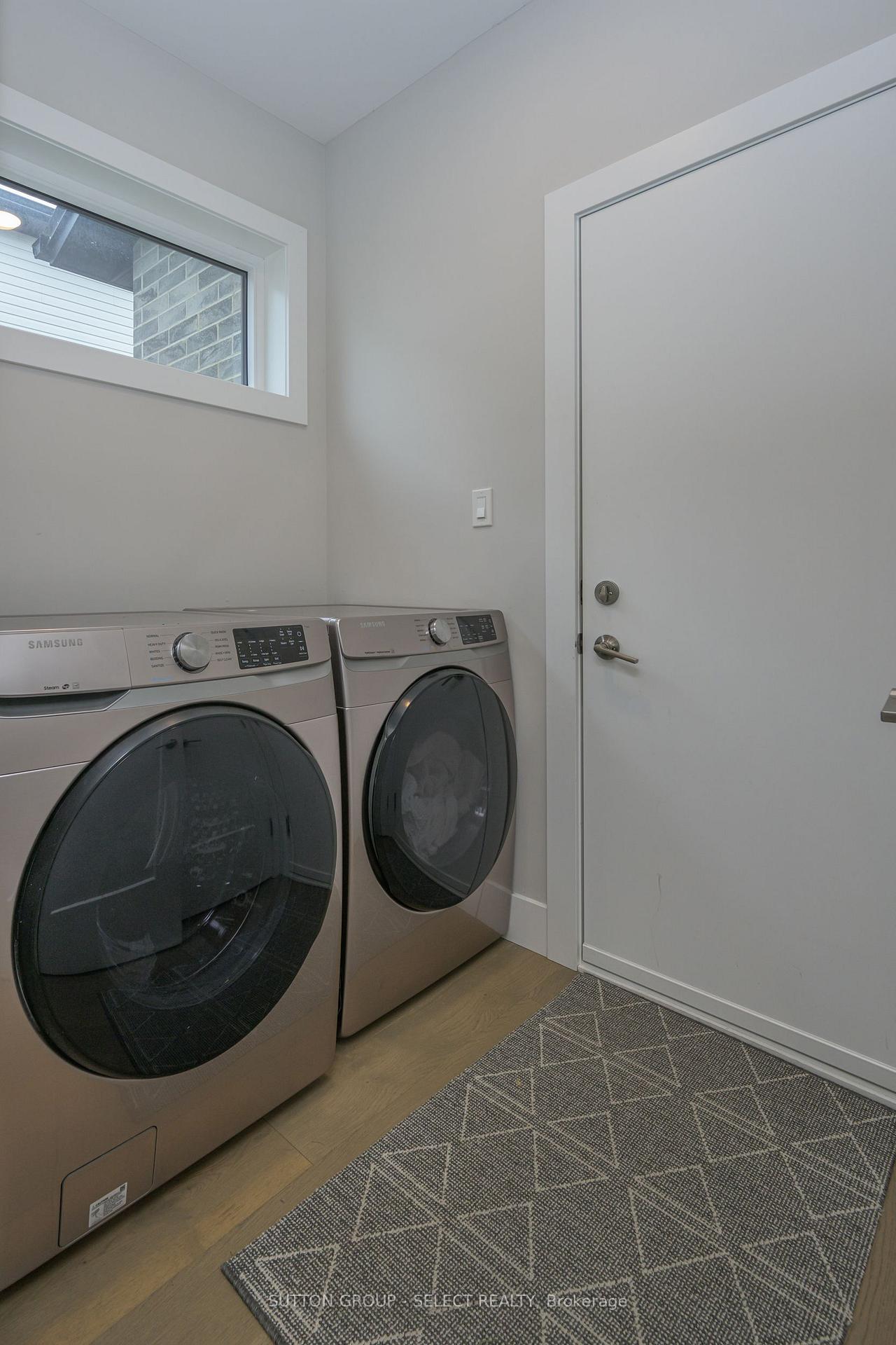 Photo 13 of 132 Crestview Drive, Middlesex Centre, Rural Middlesex Centre — HOMEH